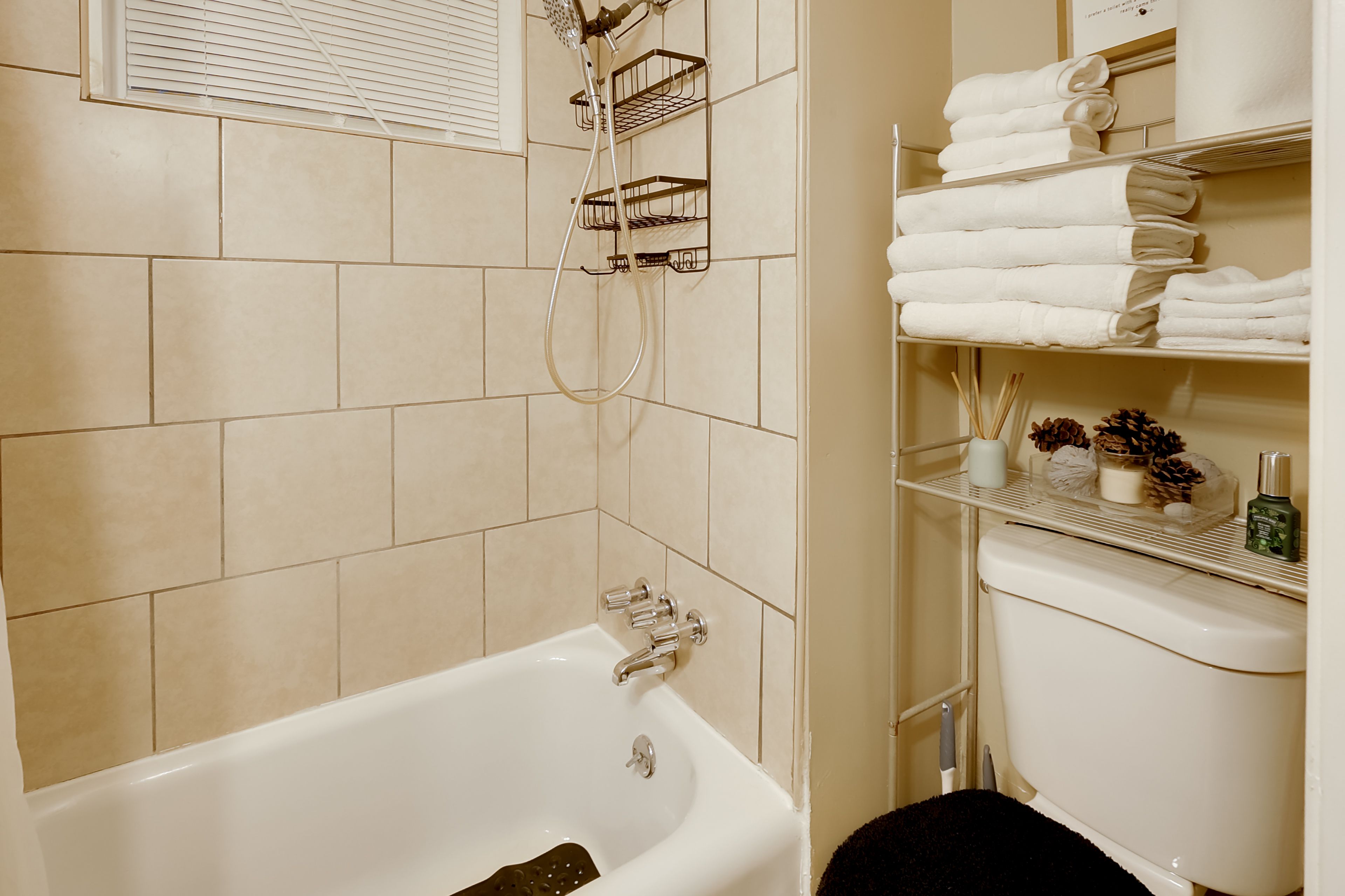 Bathroom | Towels Provided