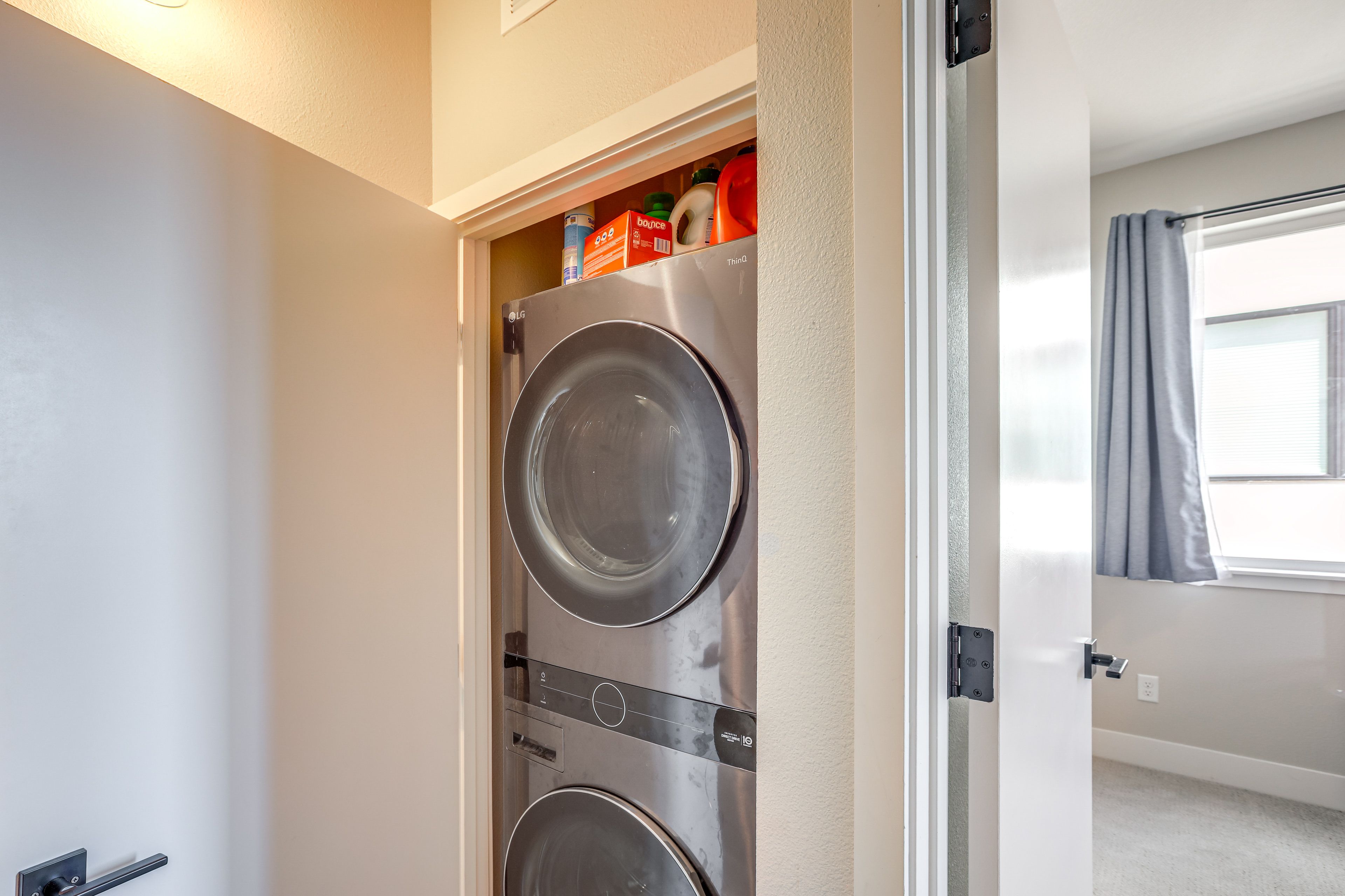 Washer & Dryer | 4th Floor