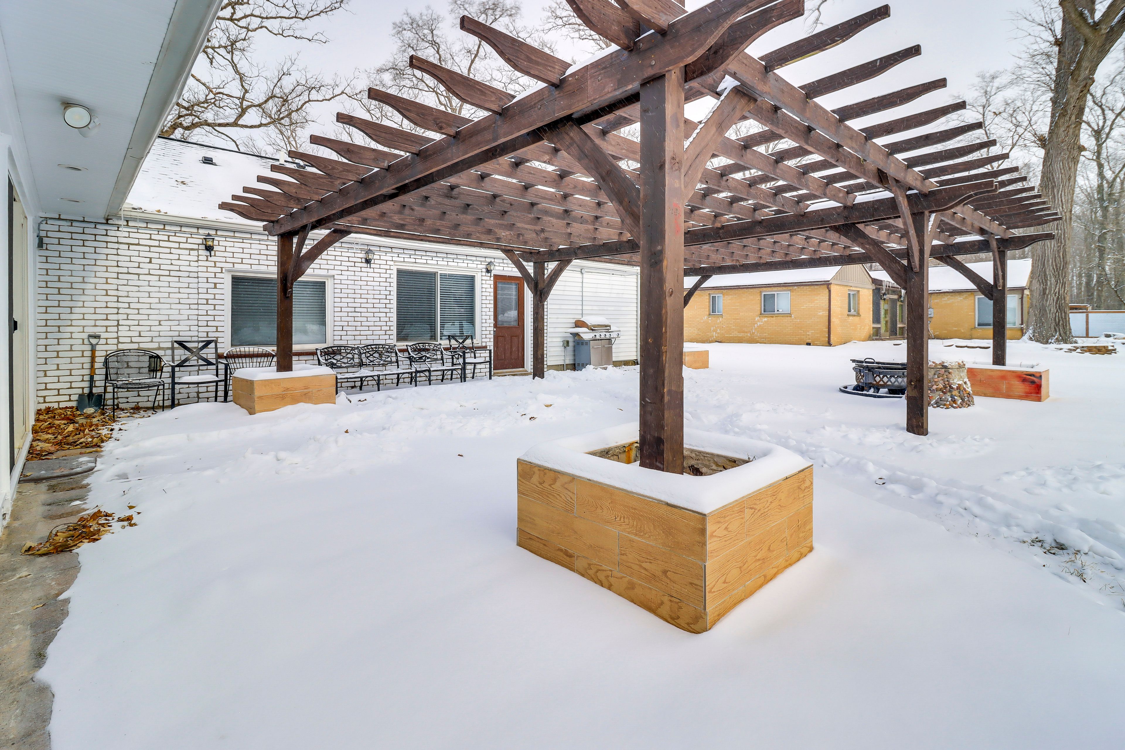 Patio | Gas Grill (Propane Provided) | Wood-Burning Fire Pit