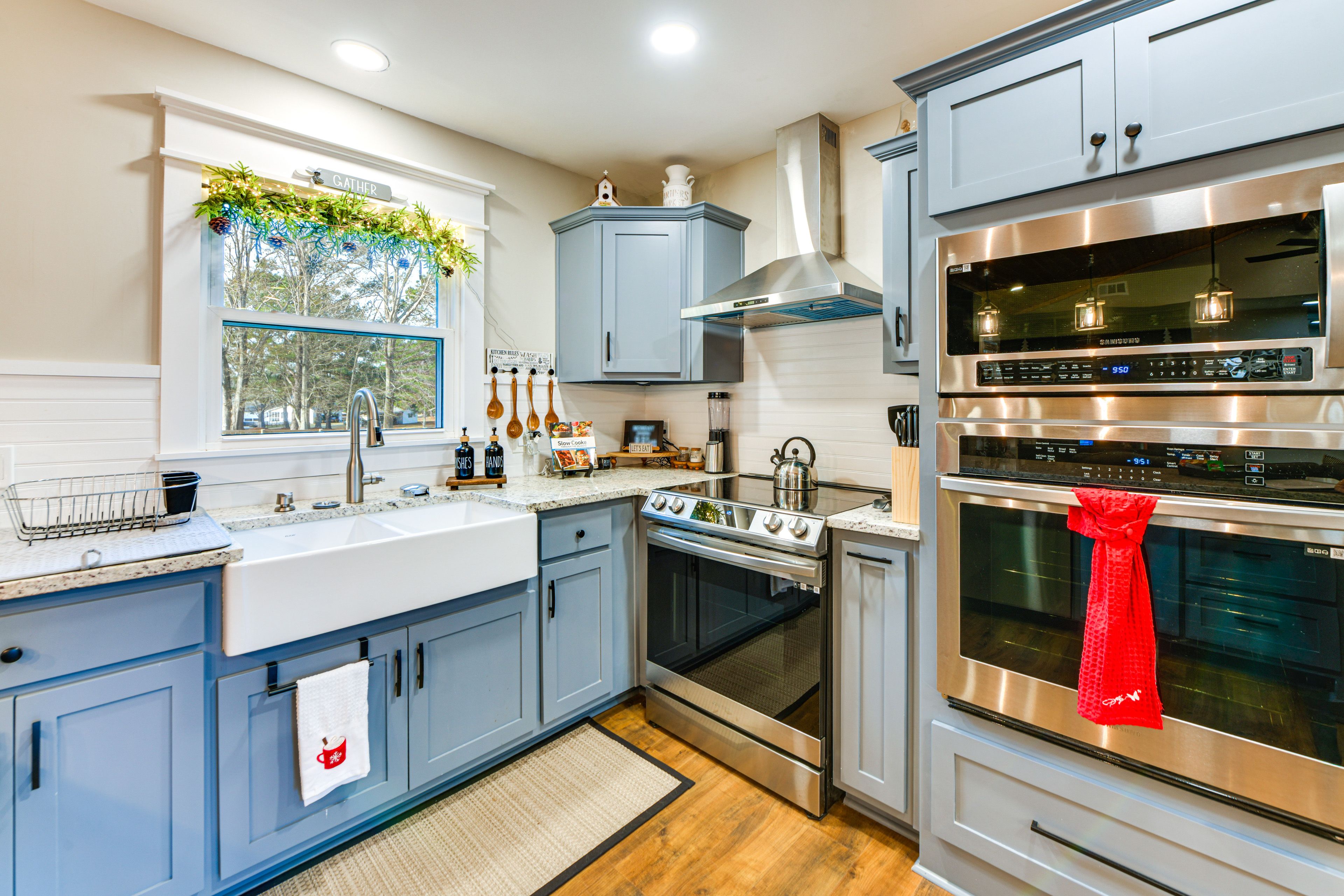 Kitchen | Margarita Mixer | Toaster | Spices