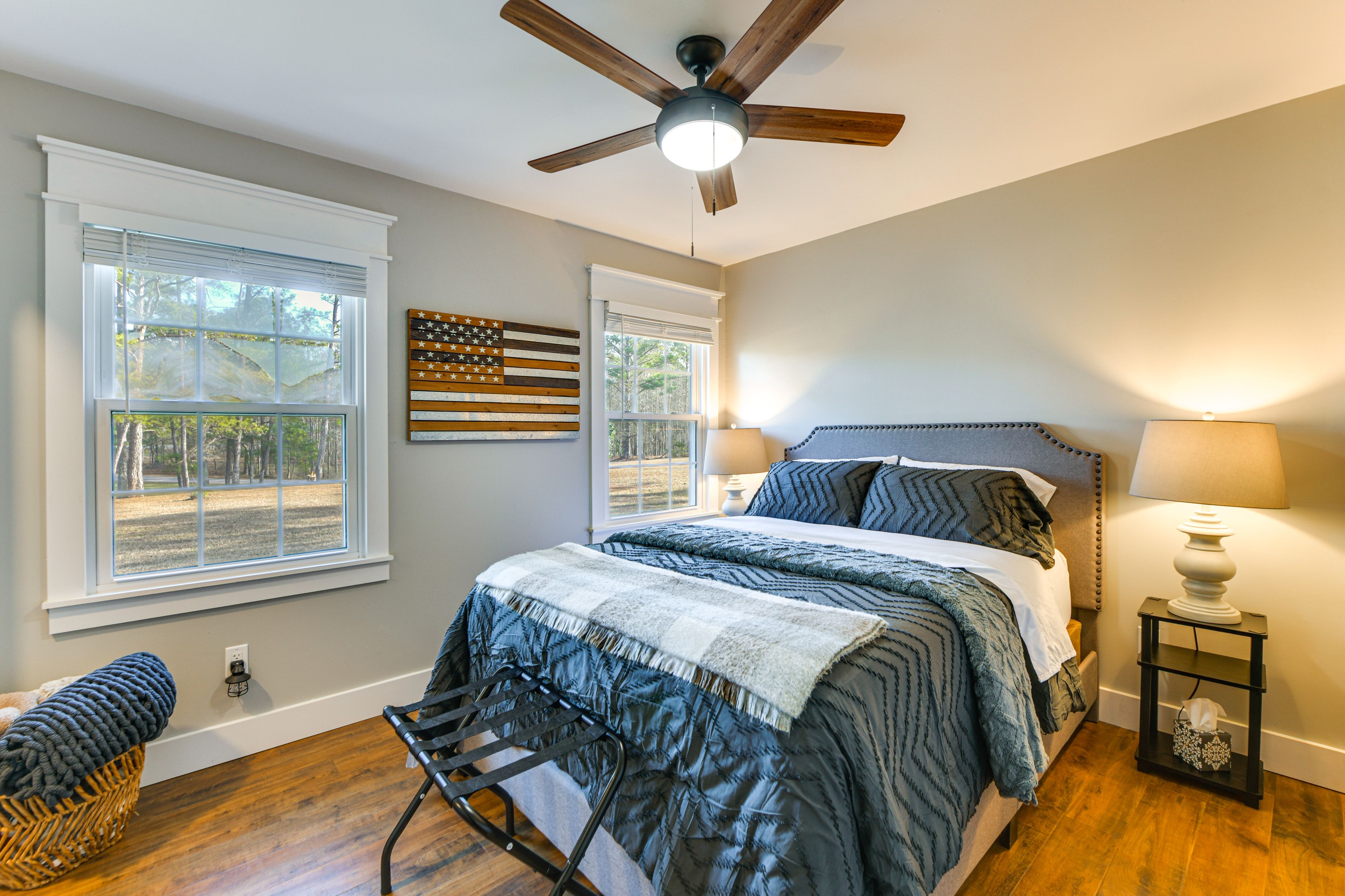 Bedroom 2 | Queen Bed