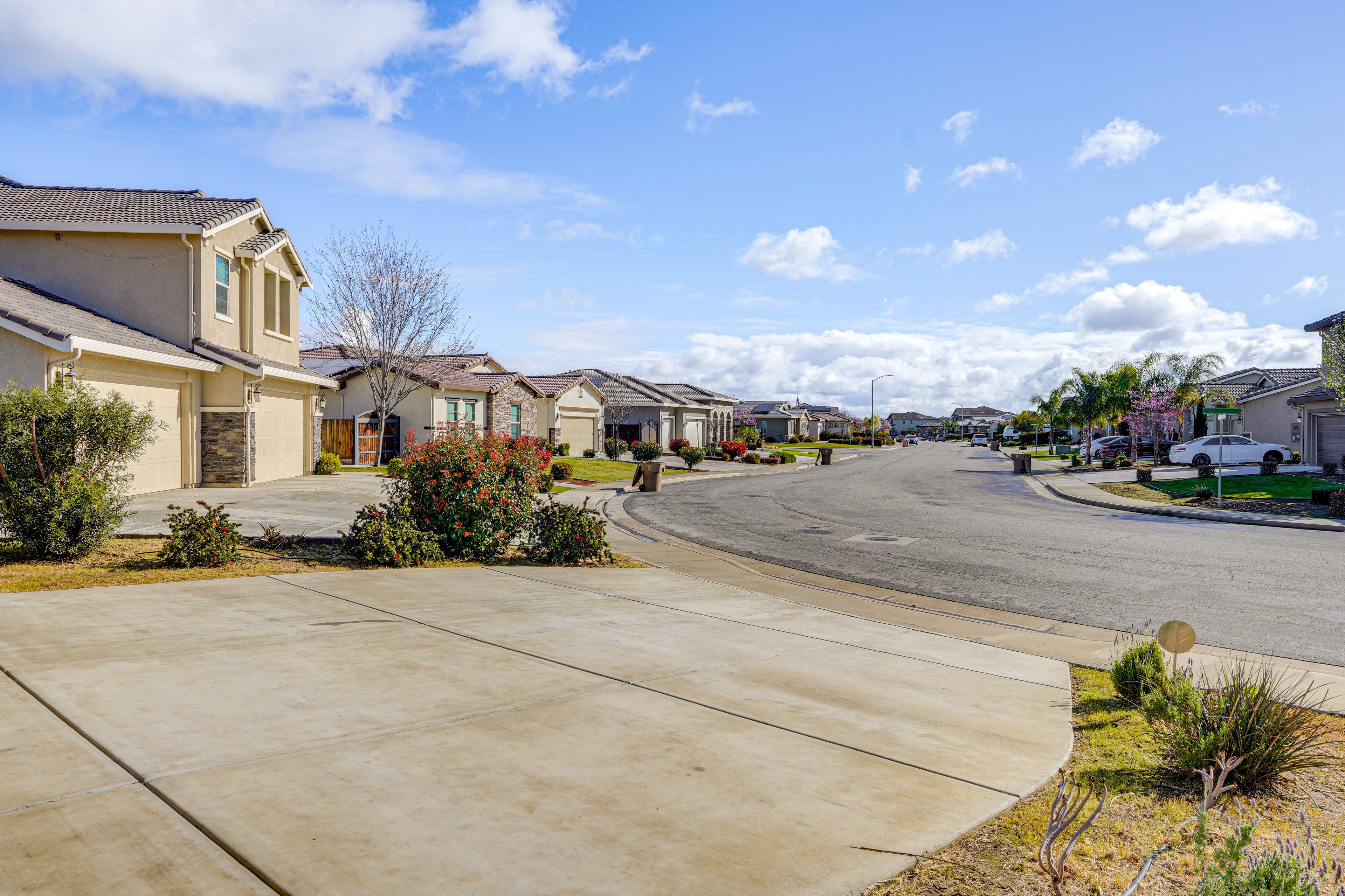 Parking | Driveway (3 Vehicles) | Free Street Parking