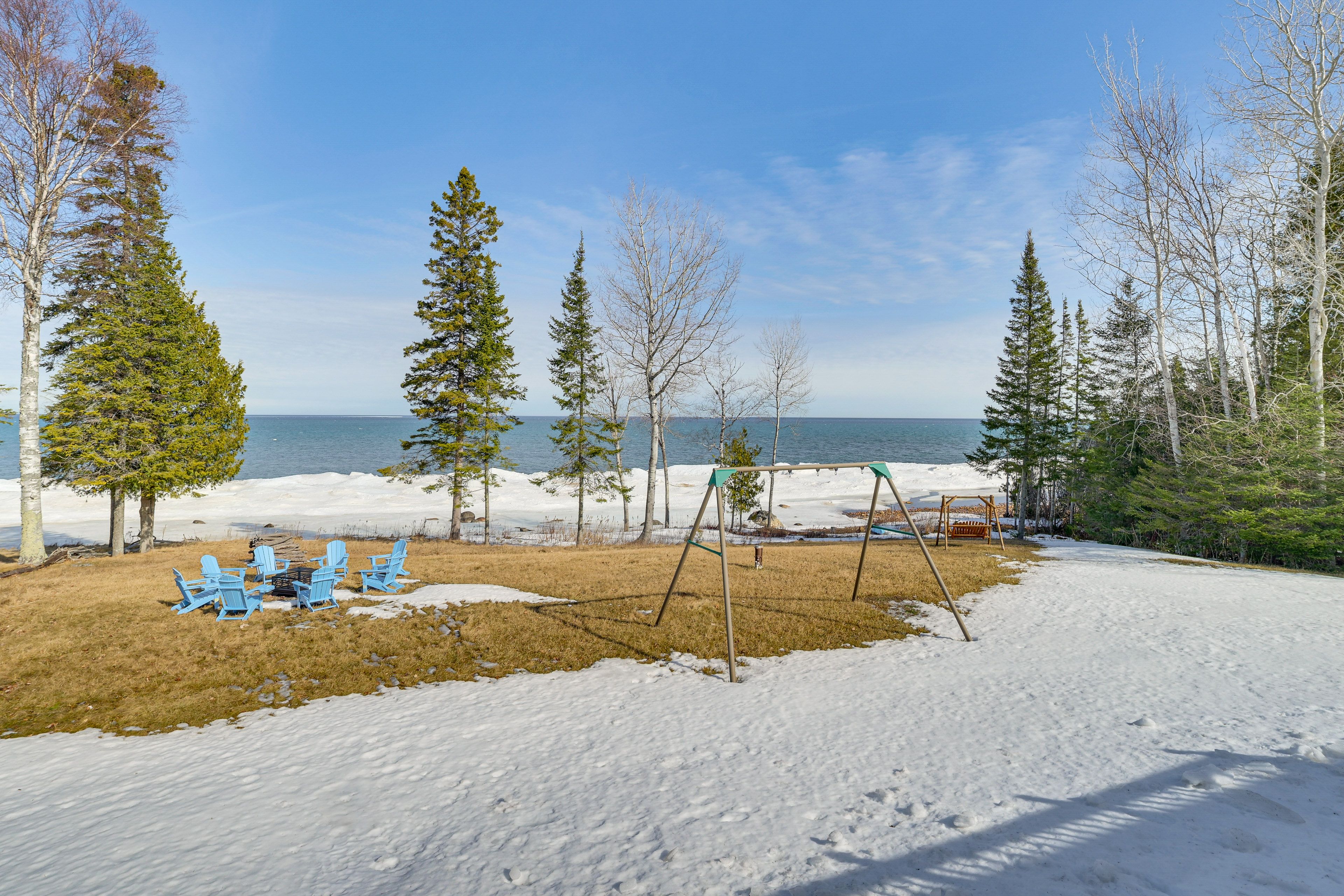 House Exterior | Private Yard | Fire Pit | Kayak | Lake Views & Access