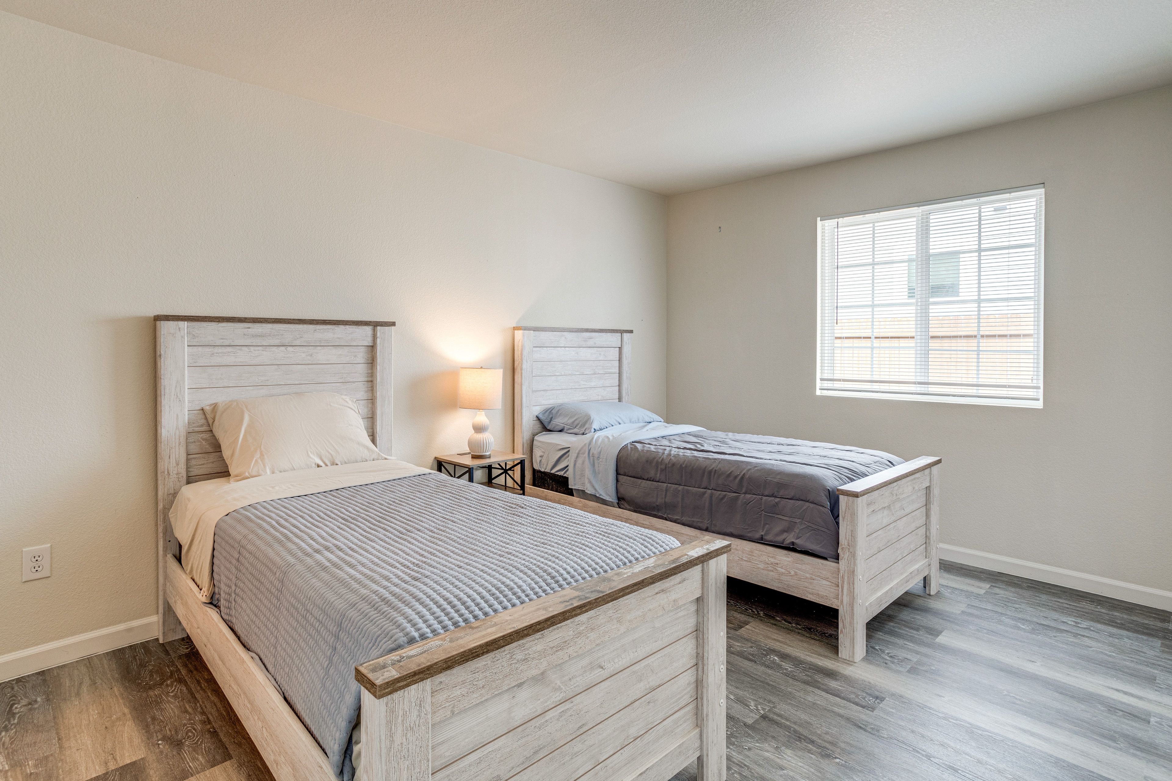 Bedroom 3 | 2 Twin Beds