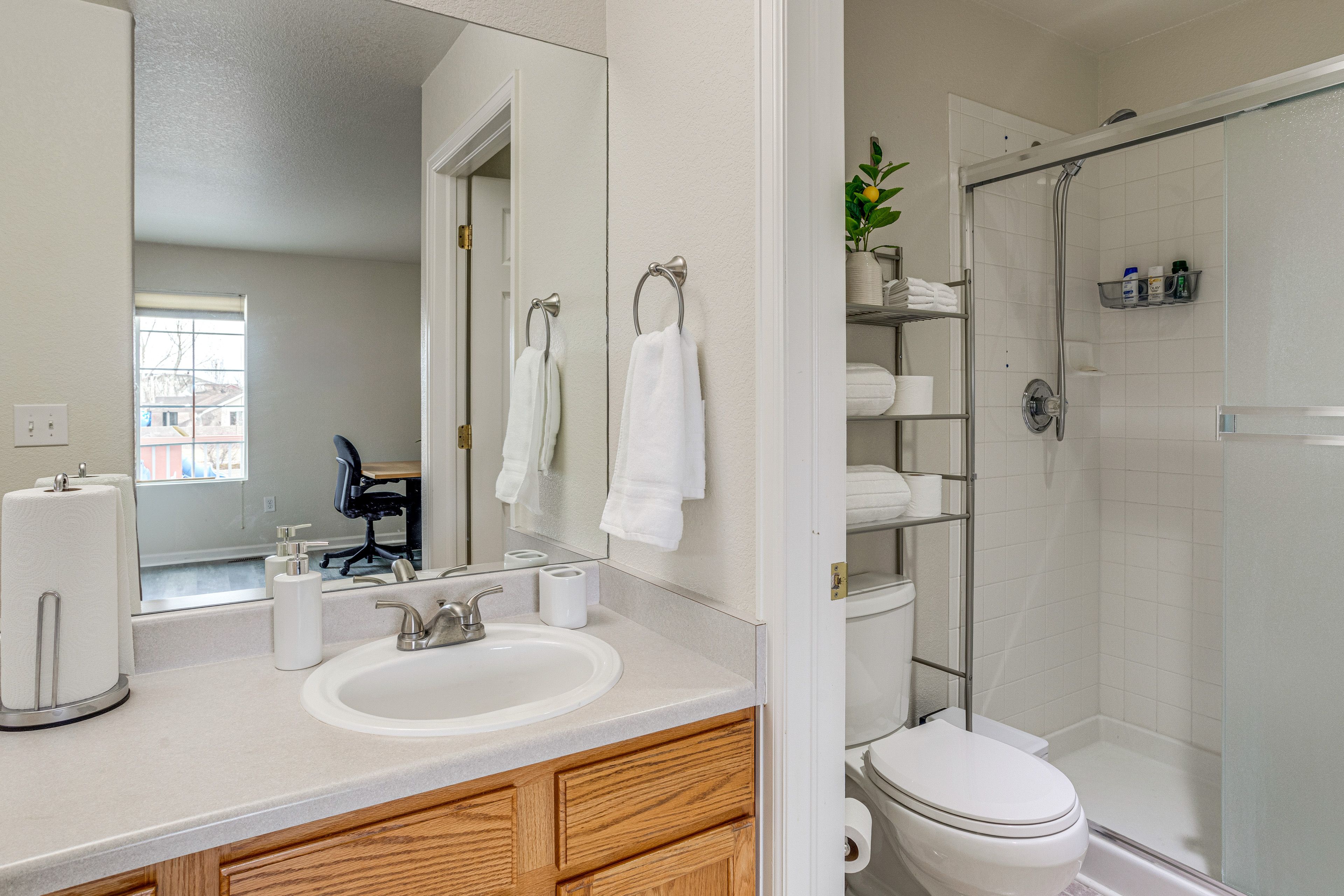 Bathroom | Towels Provided