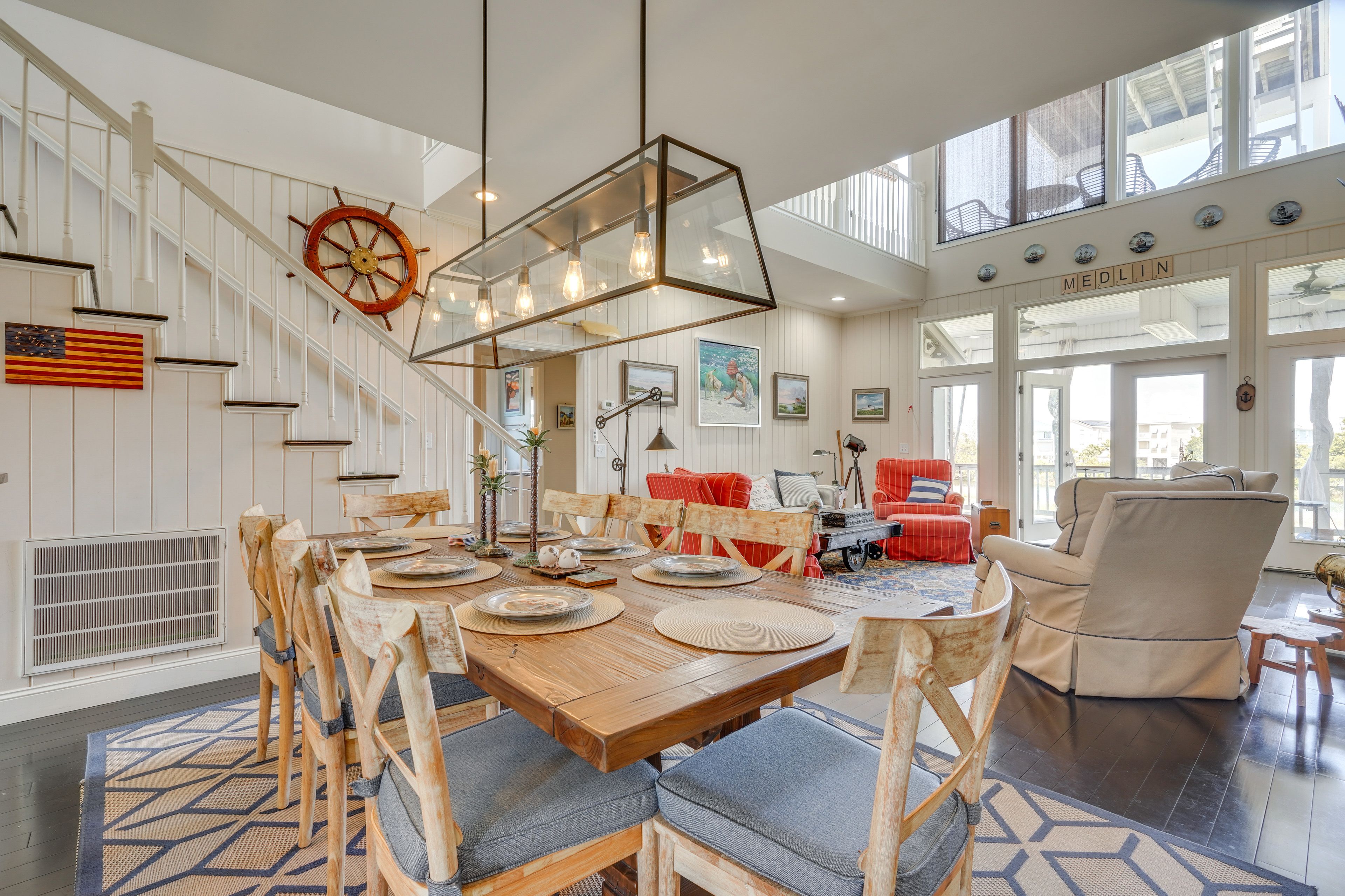 Dining Area | 1st Floor