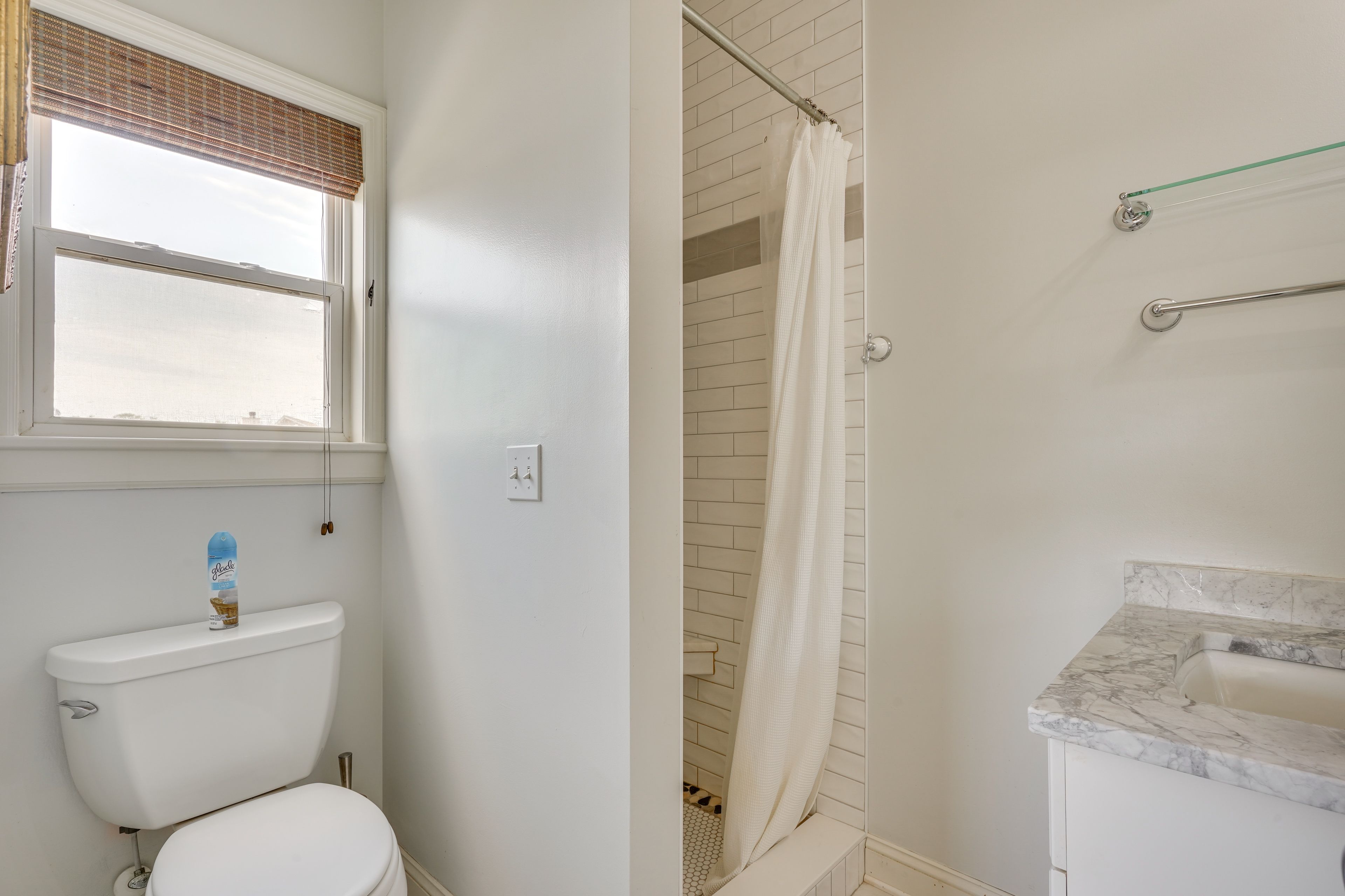 Bathroom | 1st Floor