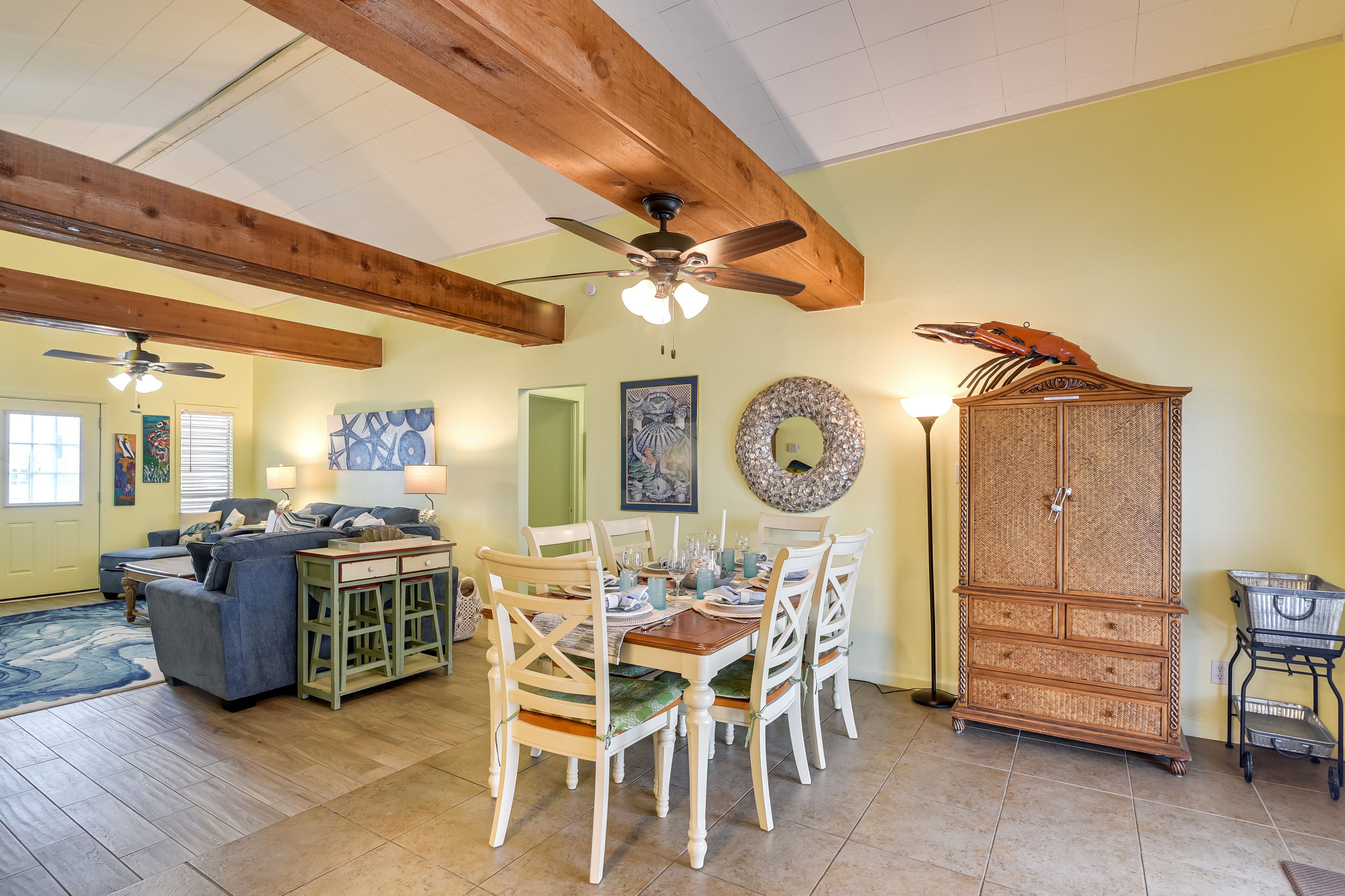 Dining Area | Dishware/Flatware