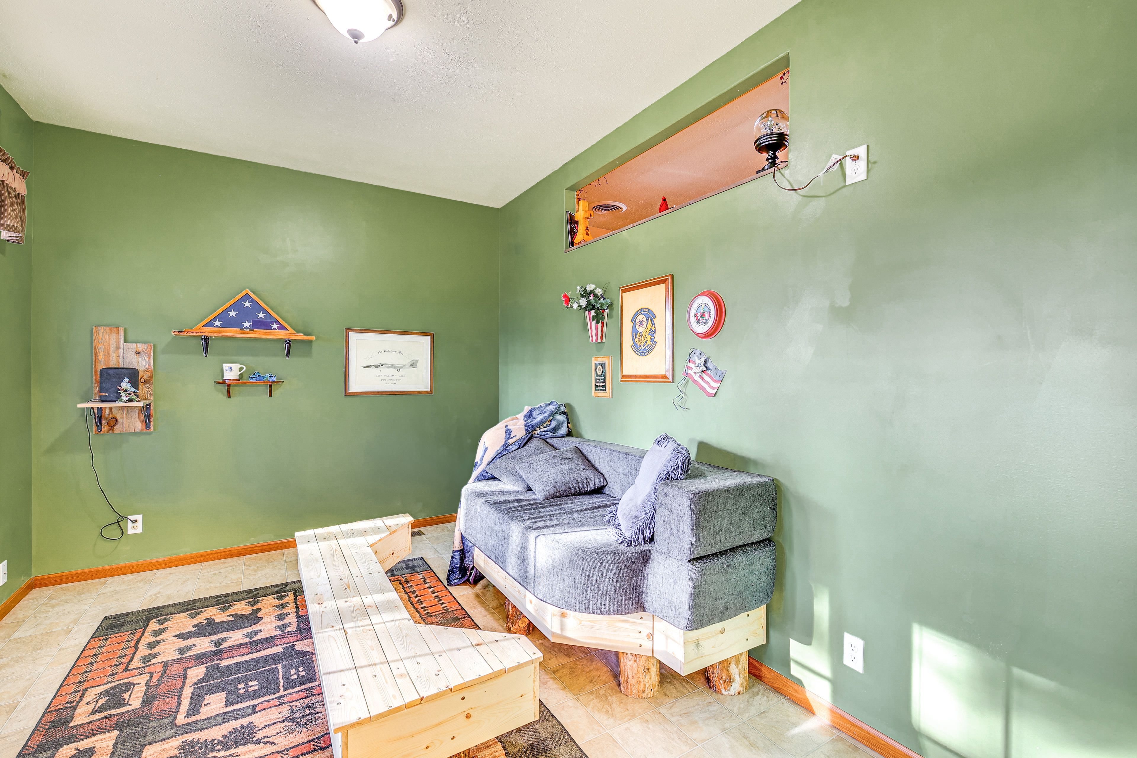 Office | Full Sleeper Sofa | Laptop-Friendly Workspace
