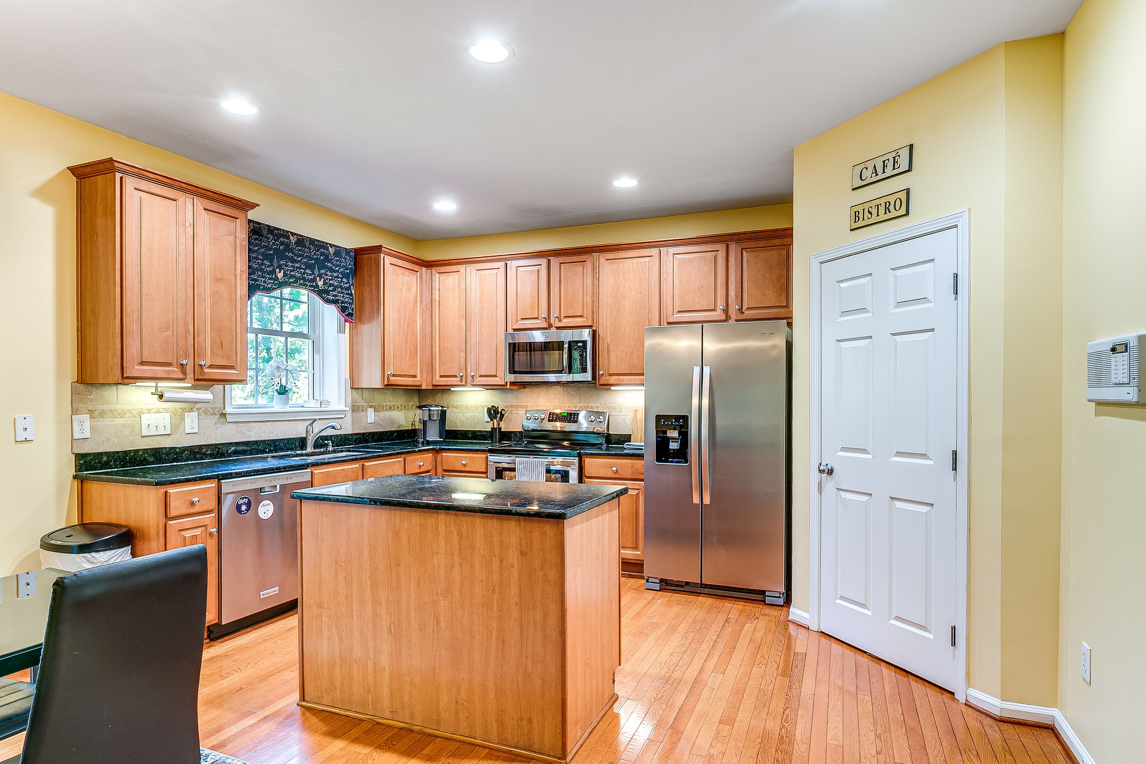 Kitchen | 1st Floor | Keurig Coffee Maker | Cooking Basics