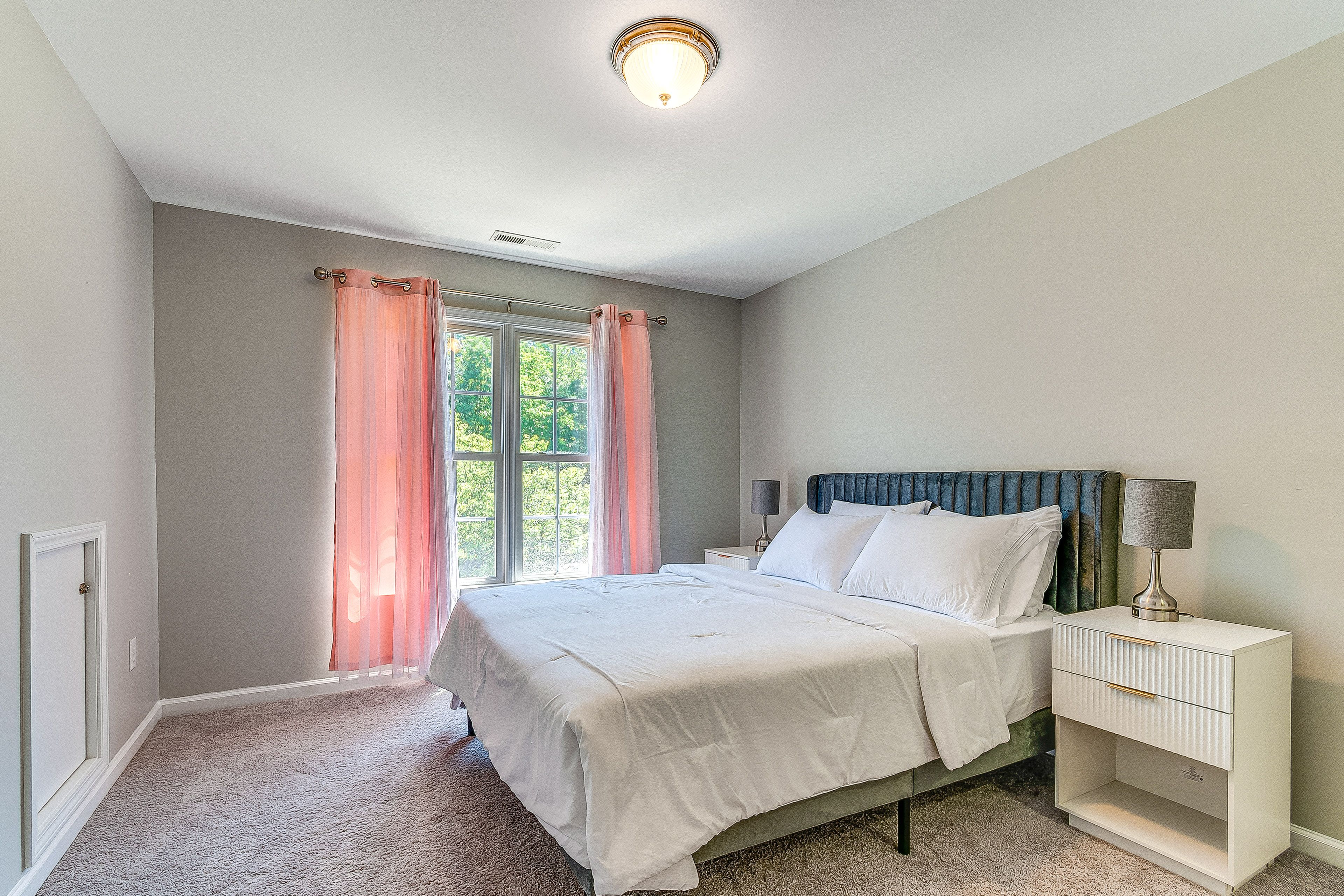 Bedroom 3 | 2nd Floor | Queen Bed
