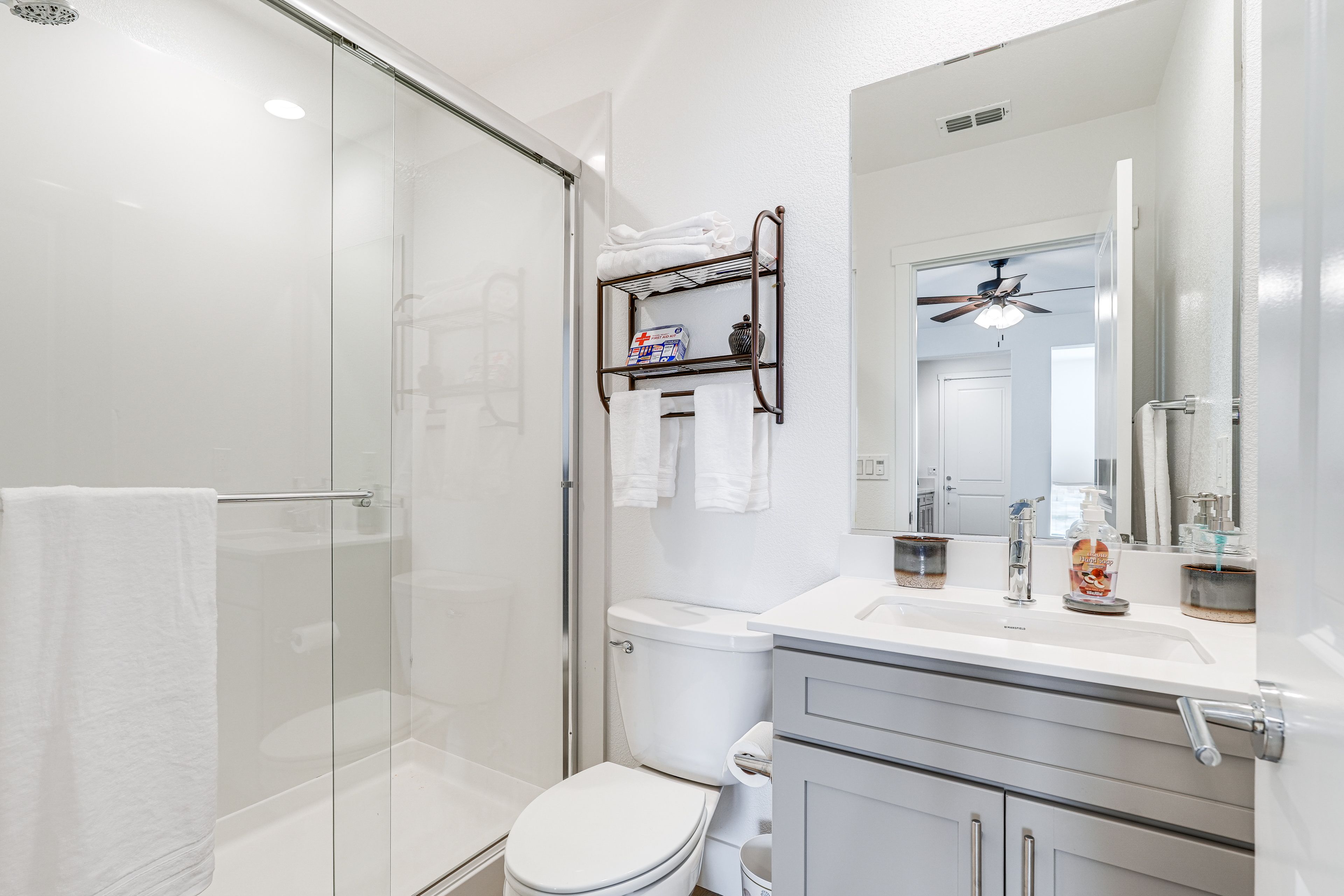 Full Bathroom