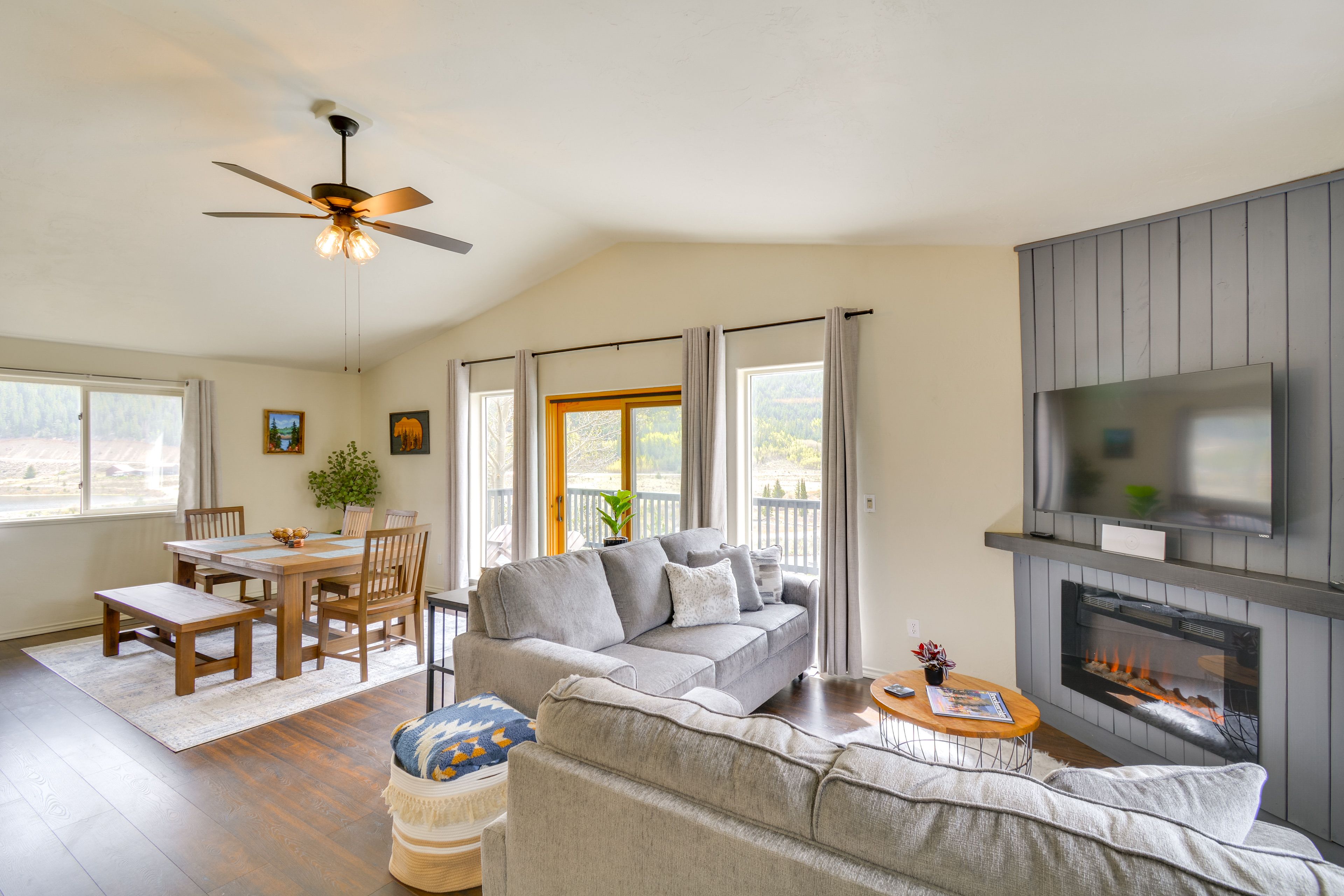 Alma Vacation Rental | 4BR | 3.5BA | 1 Step to Enter | 2,464 Sq Ft
