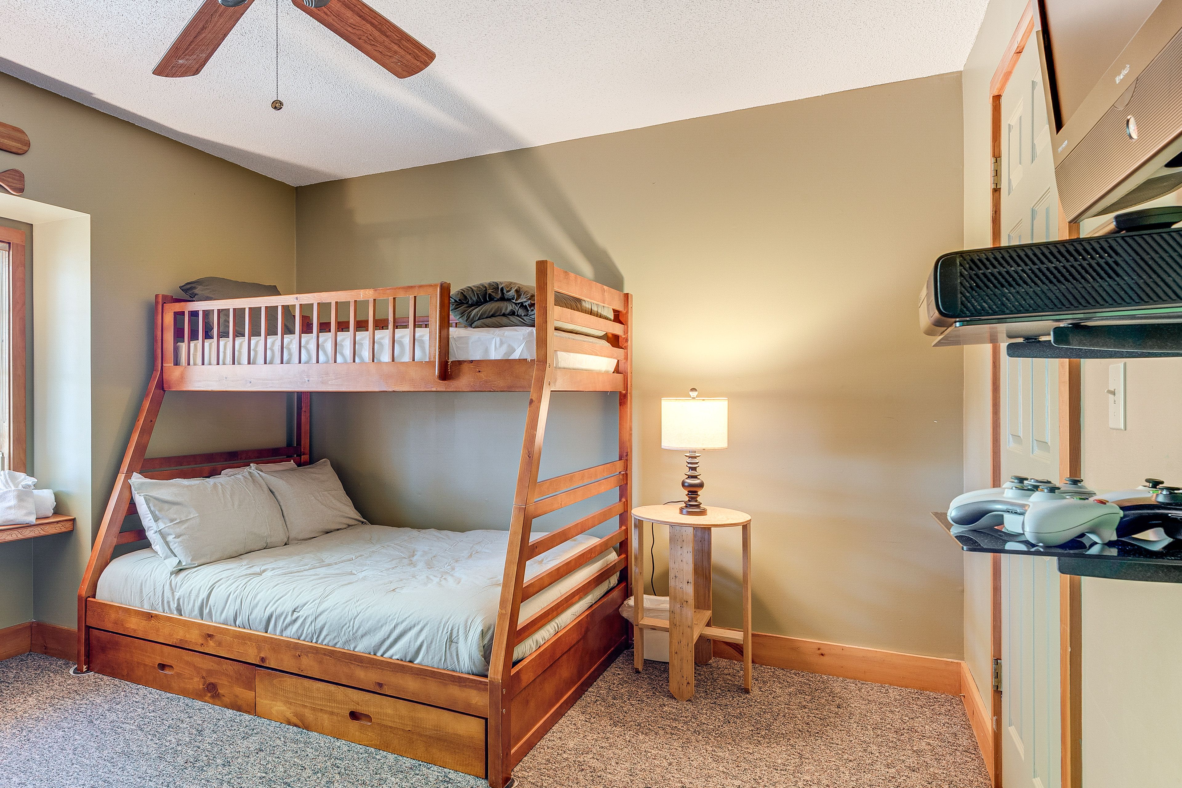 Bedroom 4 | 2nd Floor | 2 Full/Queen Bunk Beds | Linens Provided
