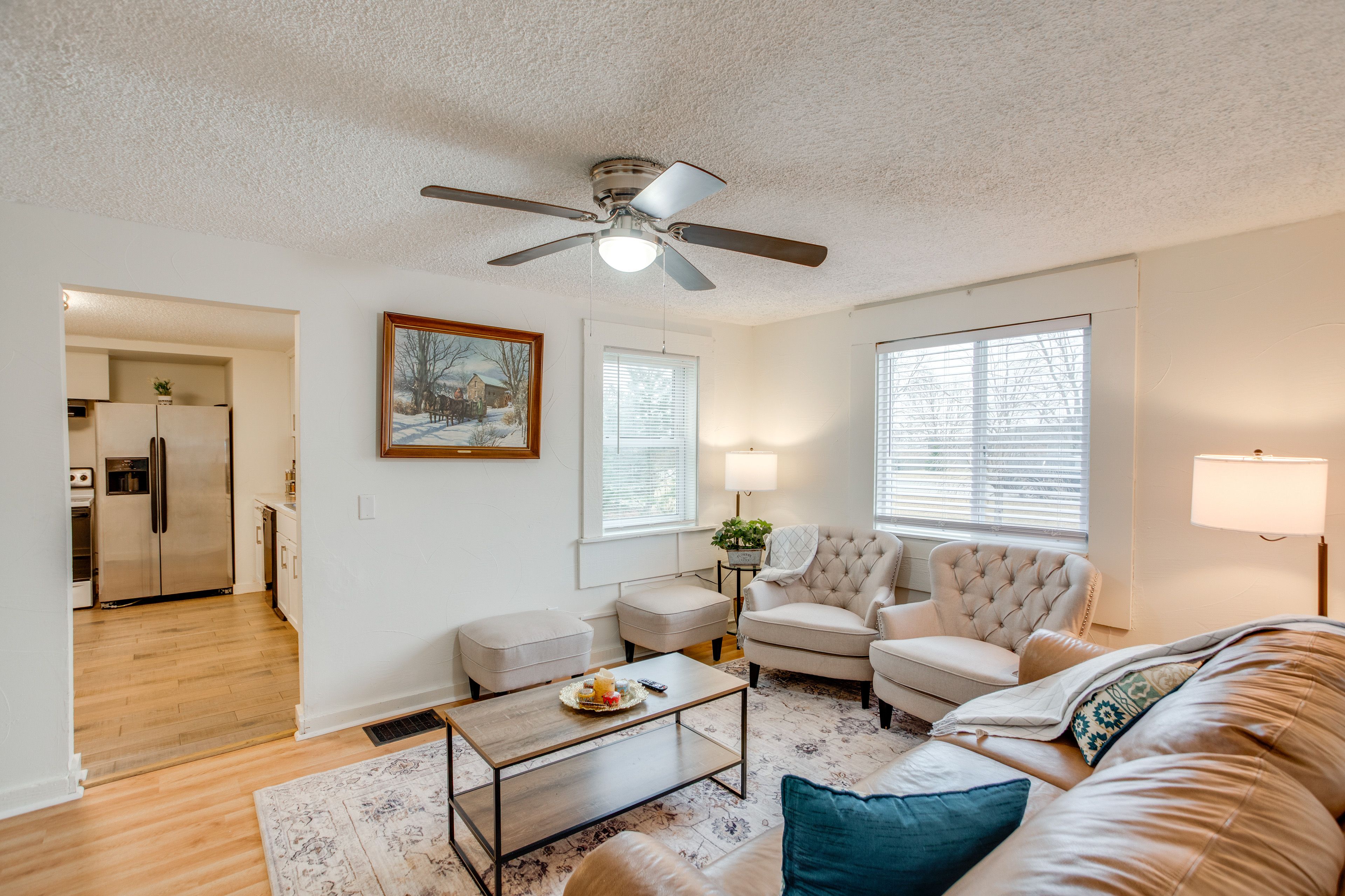 Living Room | Free WiFi | Smart TV