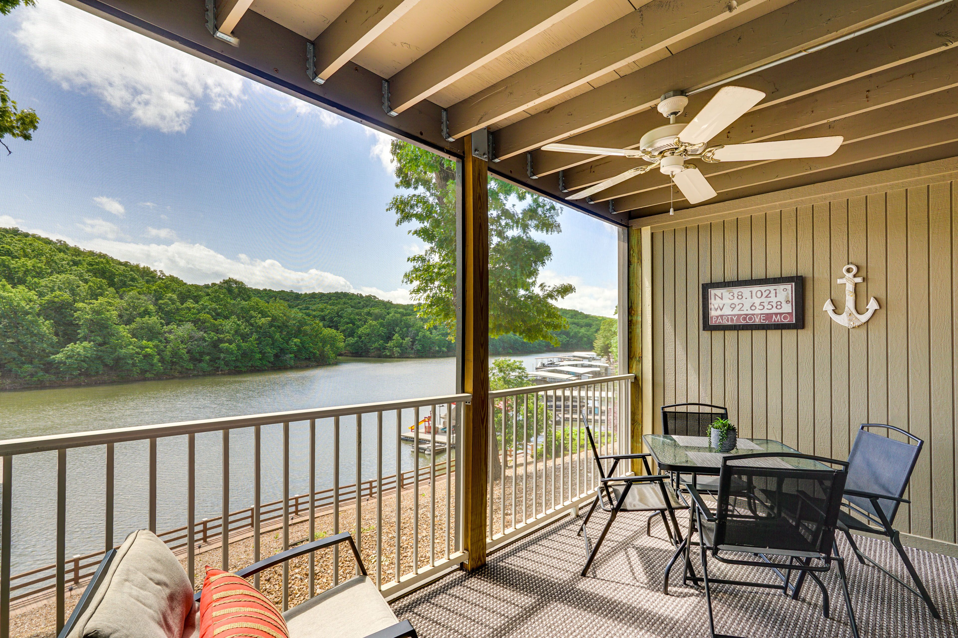 Osage Beach Vacation Rental | 2BR | 2BA | 900 Sq Ft | Stairs to Access