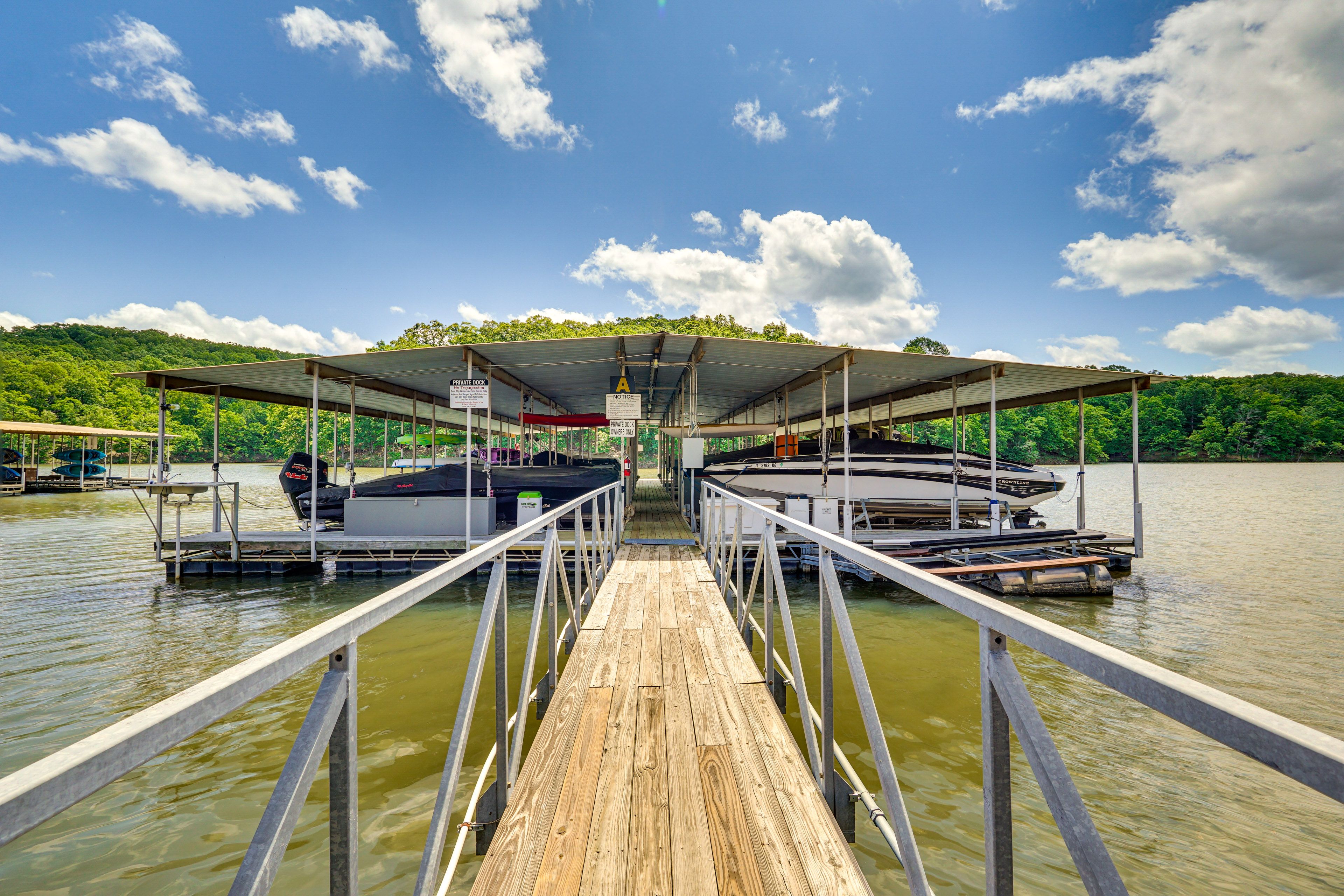 Private Boat Dock/Slip Access