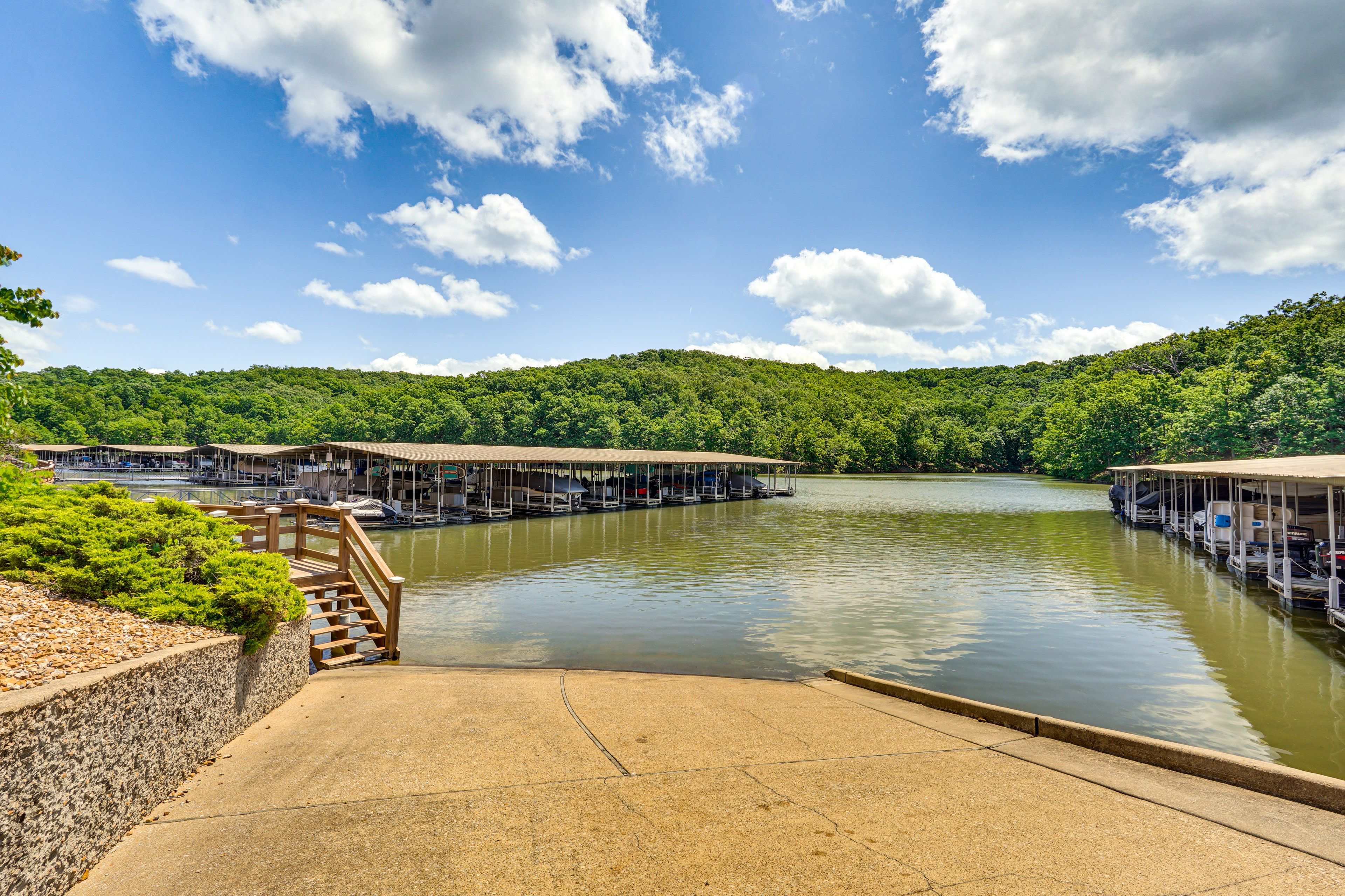 Lazy Days Condominiums | Community Boat Ramp | Private Boat Dock/Slip