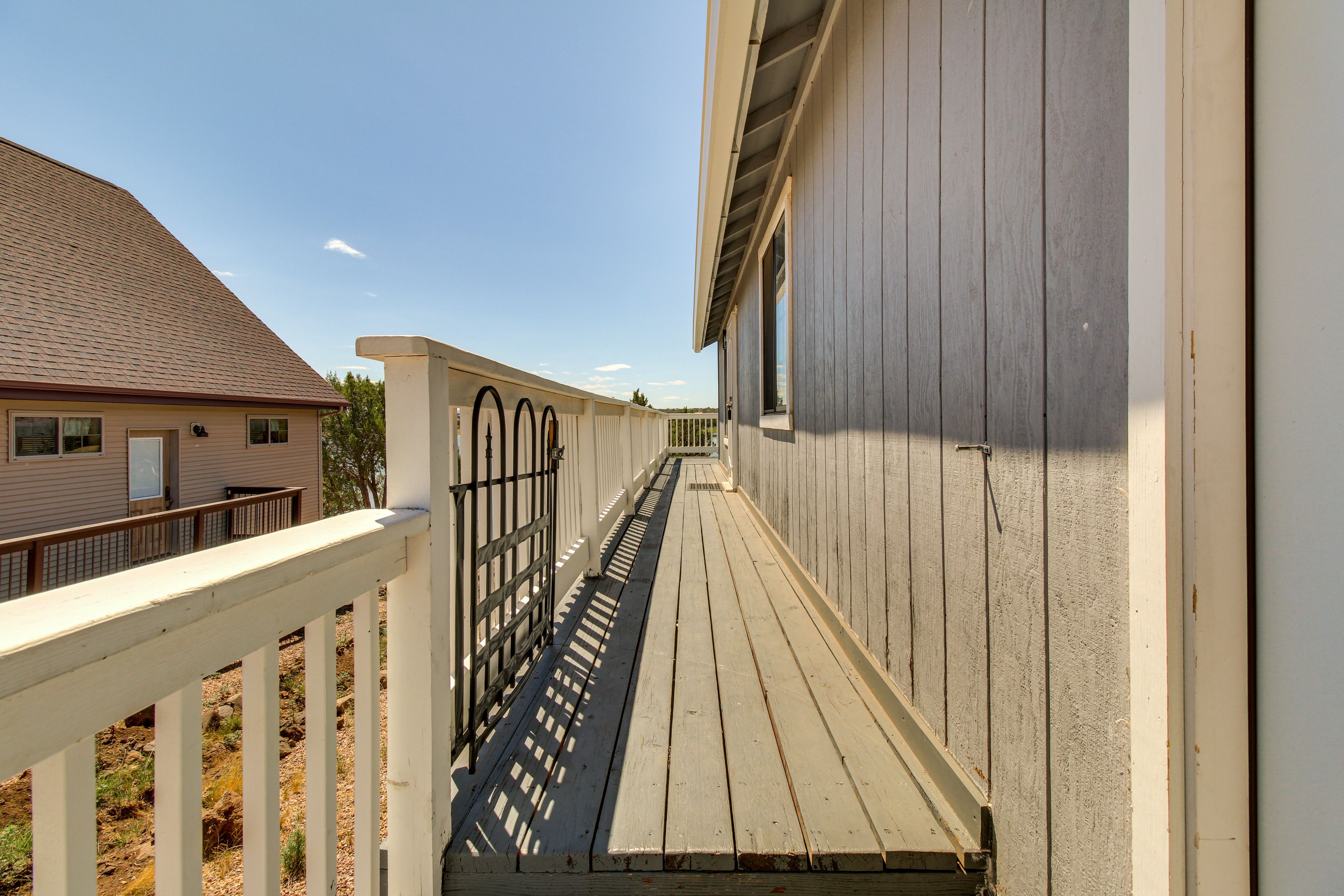 Home Entry | Deck