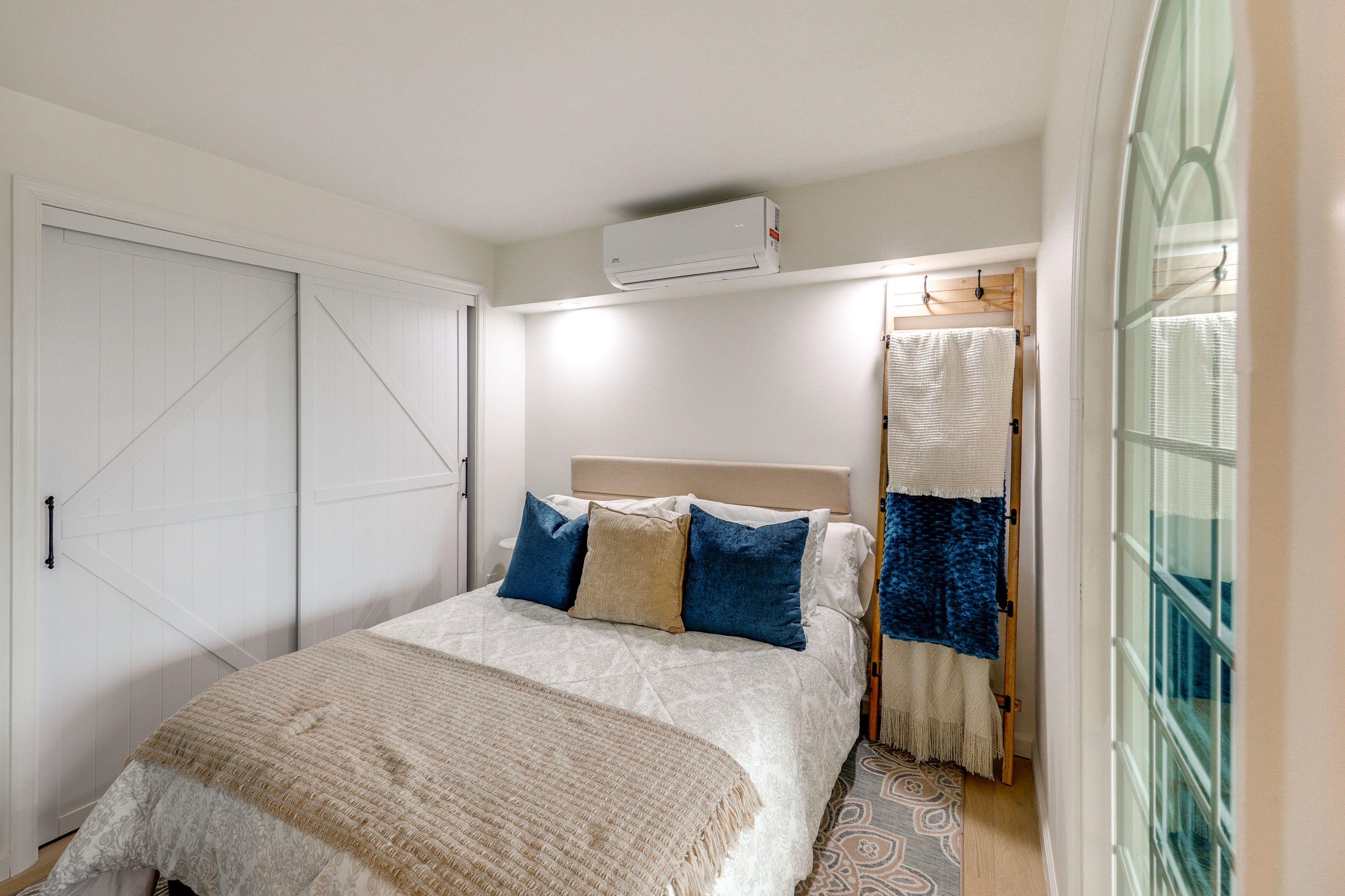 Closed-Off Sleeping Area | Queen Bed