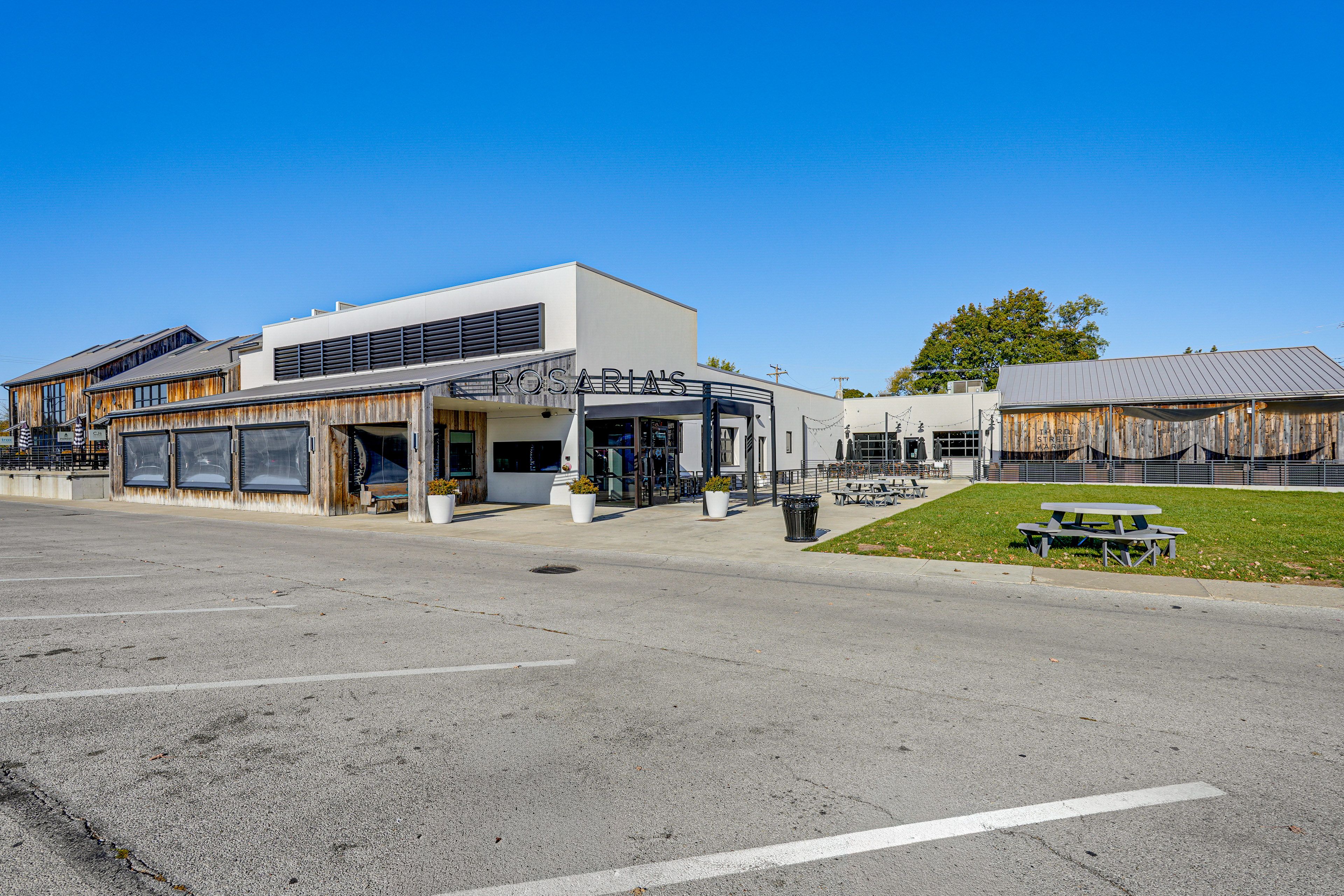 Parking | Parking Lot (First-Come, First-Served)