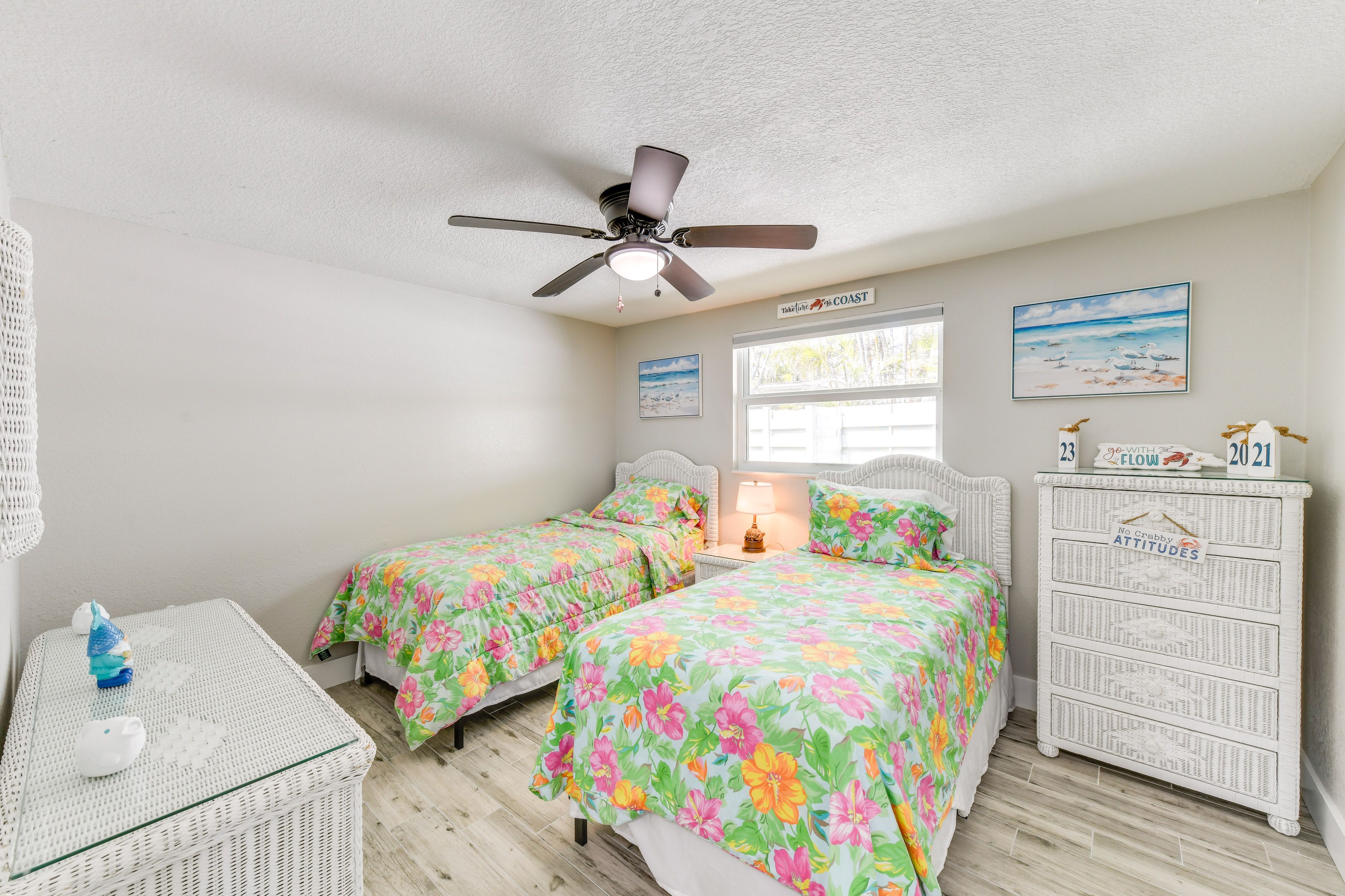 Bedroom 2 | 2 Twin Beds