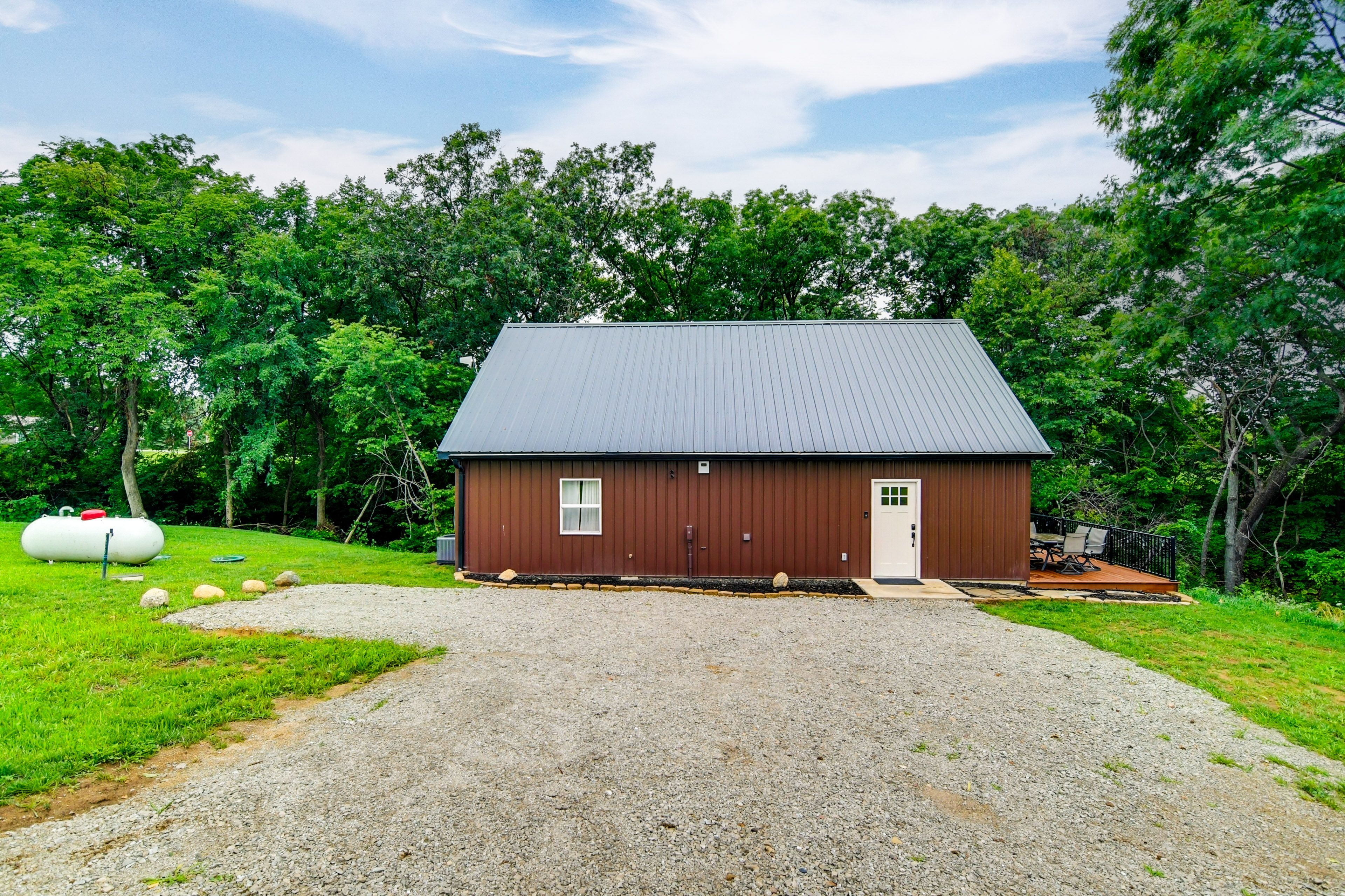 Parking | Driveway (6 Vehicles) | RV/Trailer Parking Allowed On-Site