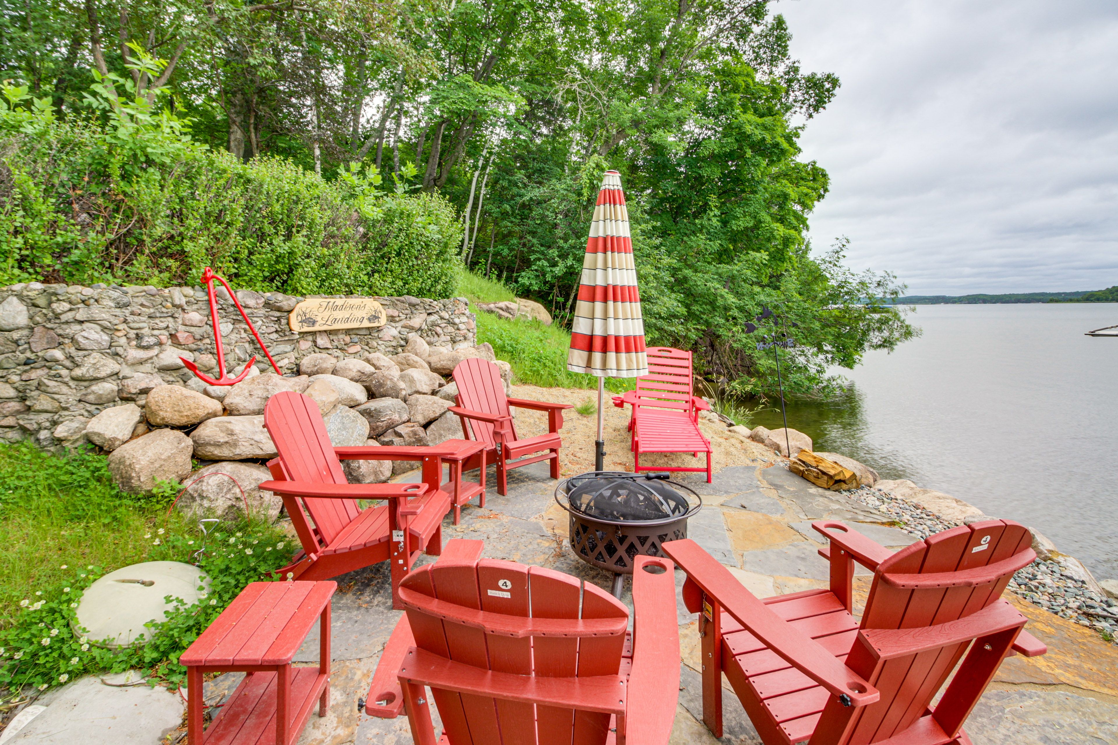 Waterfront Patio | Fire Pit