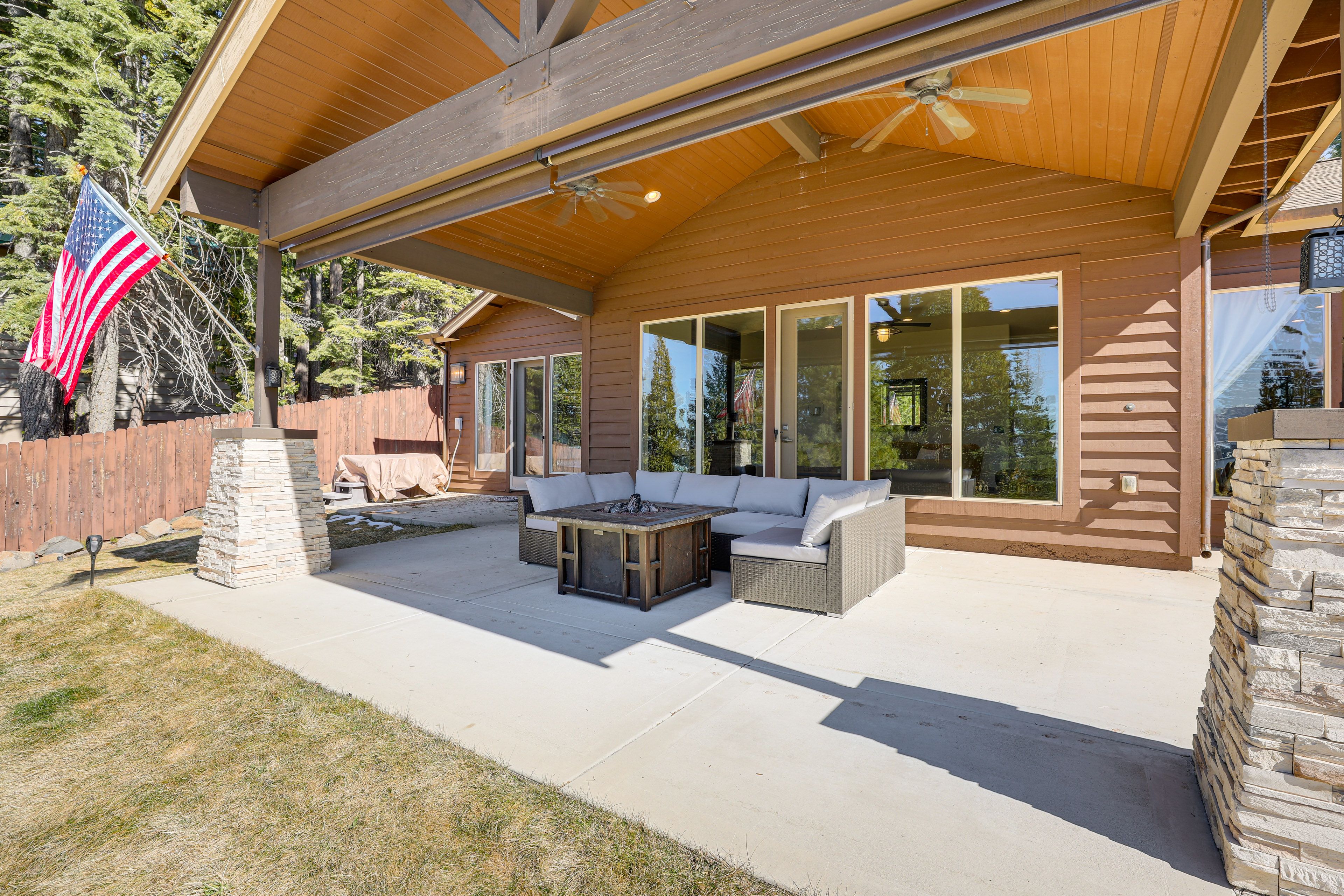 Covered Patio | Fire Pit Table
