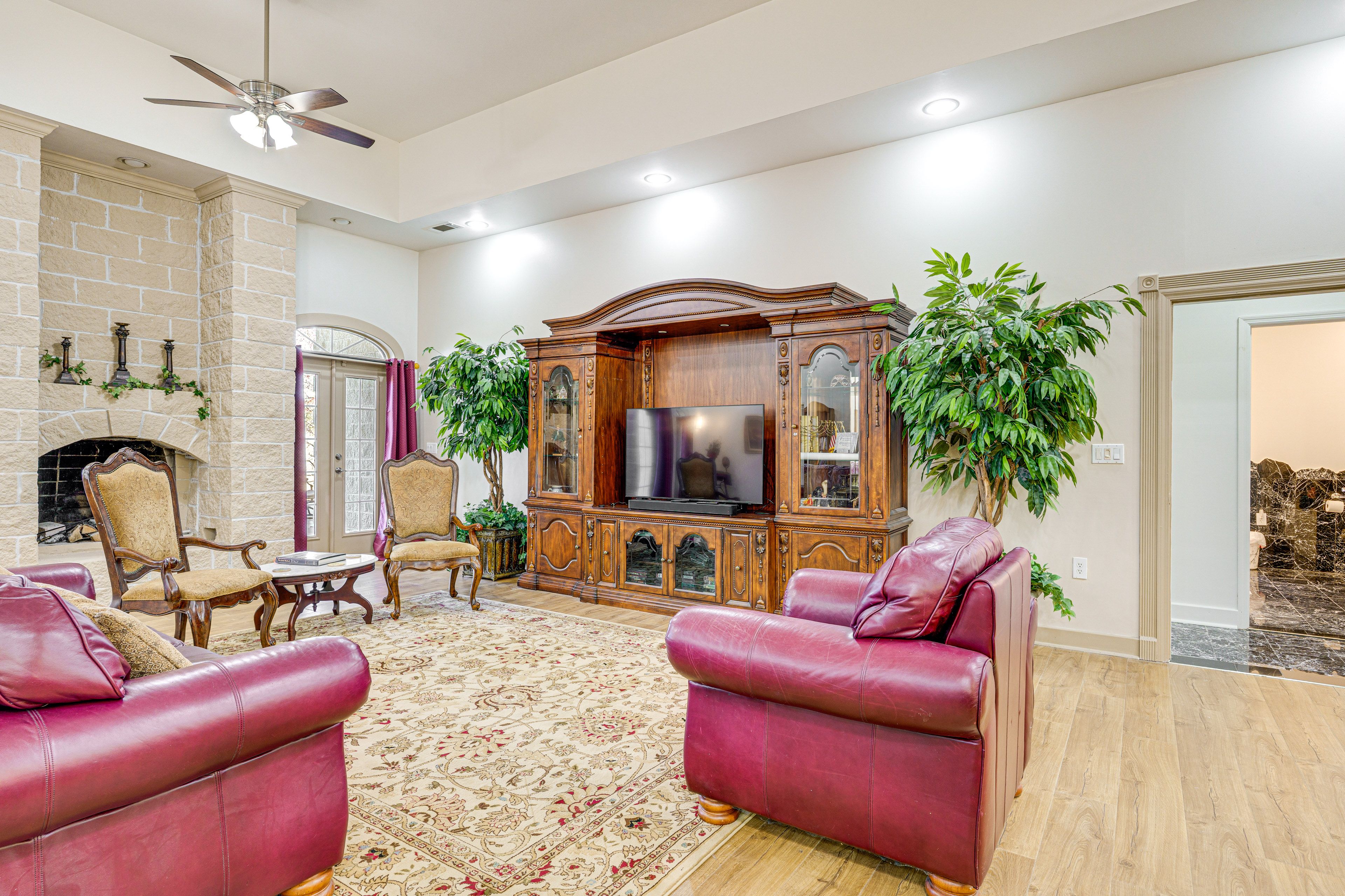 Cedartown Vacation Rental | 2BR | 1BA | 1 Step to Enter | 2,250 Sq Ft