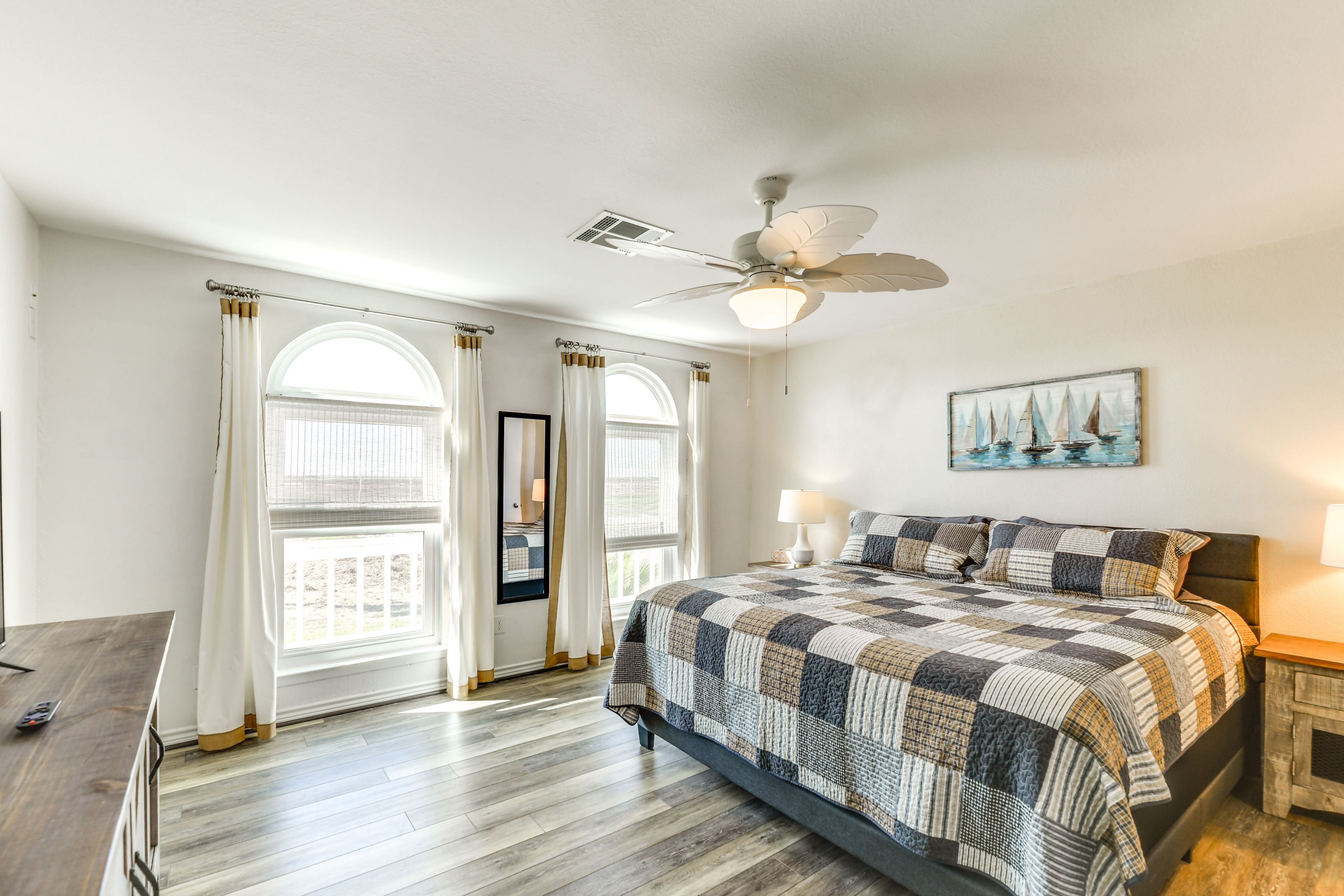 Bedroom 1 | Main Level | King Bed | Linens Provided | Smart TV