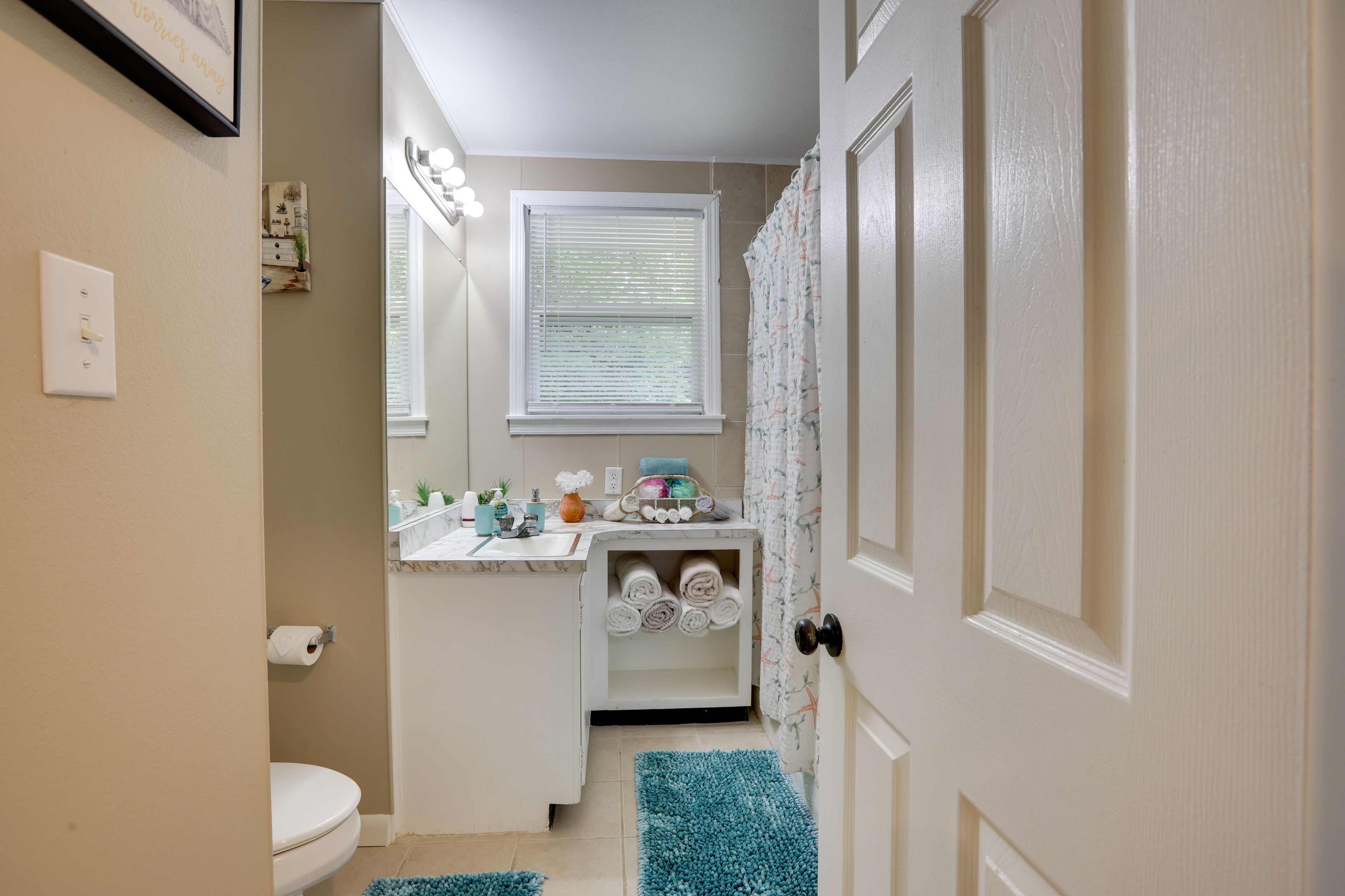 Bathroom | Towels Provided