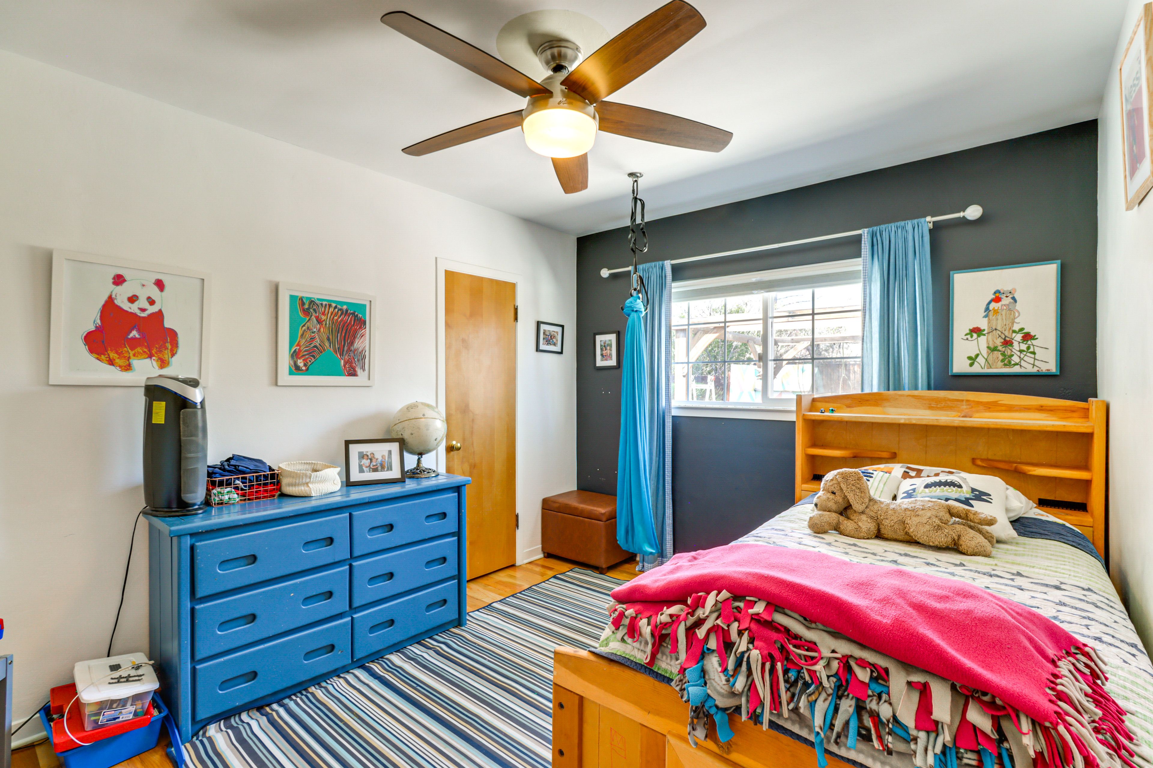 Bedroom 2 | 1st Floor | Twin Bed