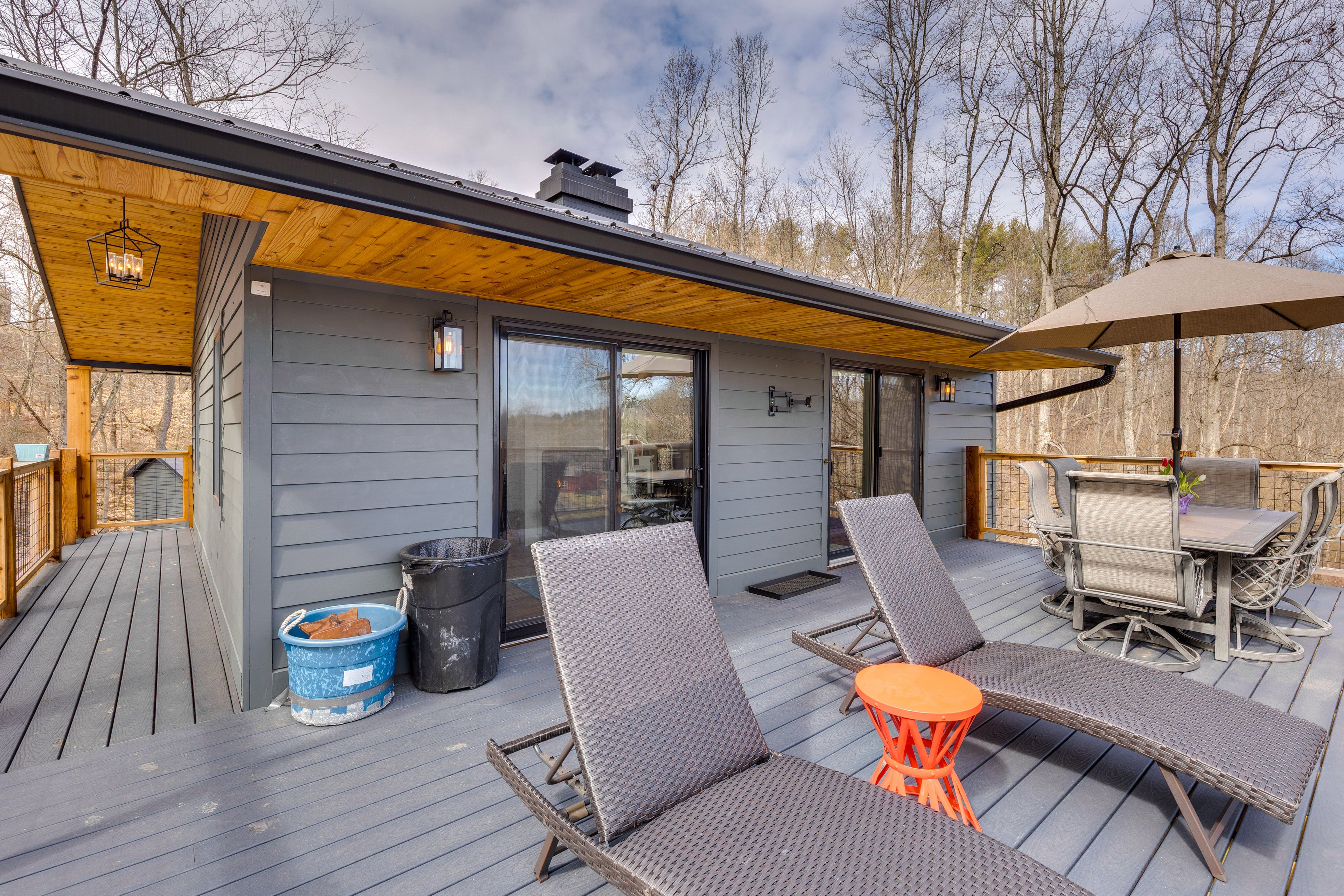 Cabin Exterior | Furnished Deck | Dining Area