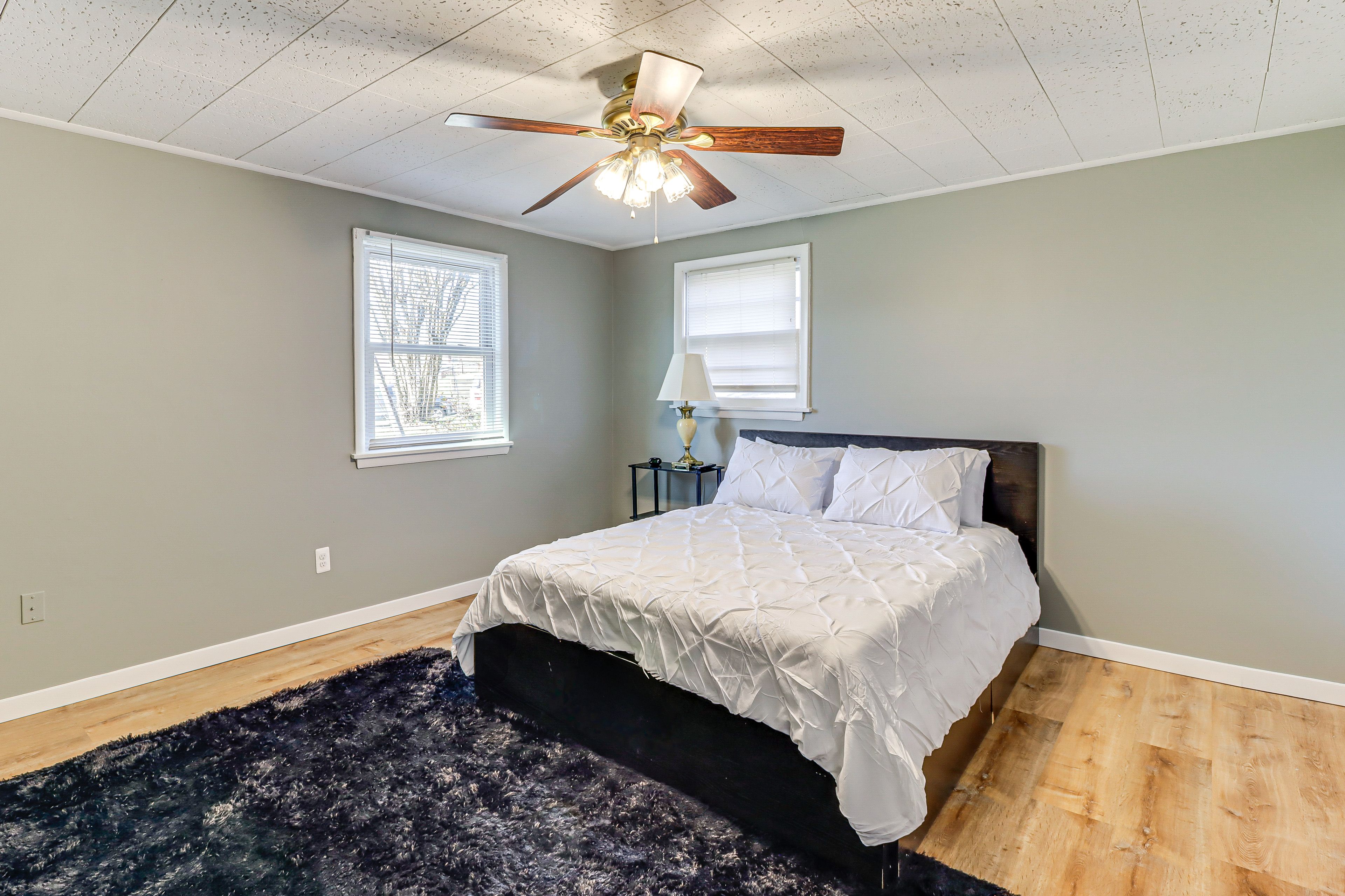 Bedroom 4 | Lower Level | Queen Bed | Flat-Screen TV