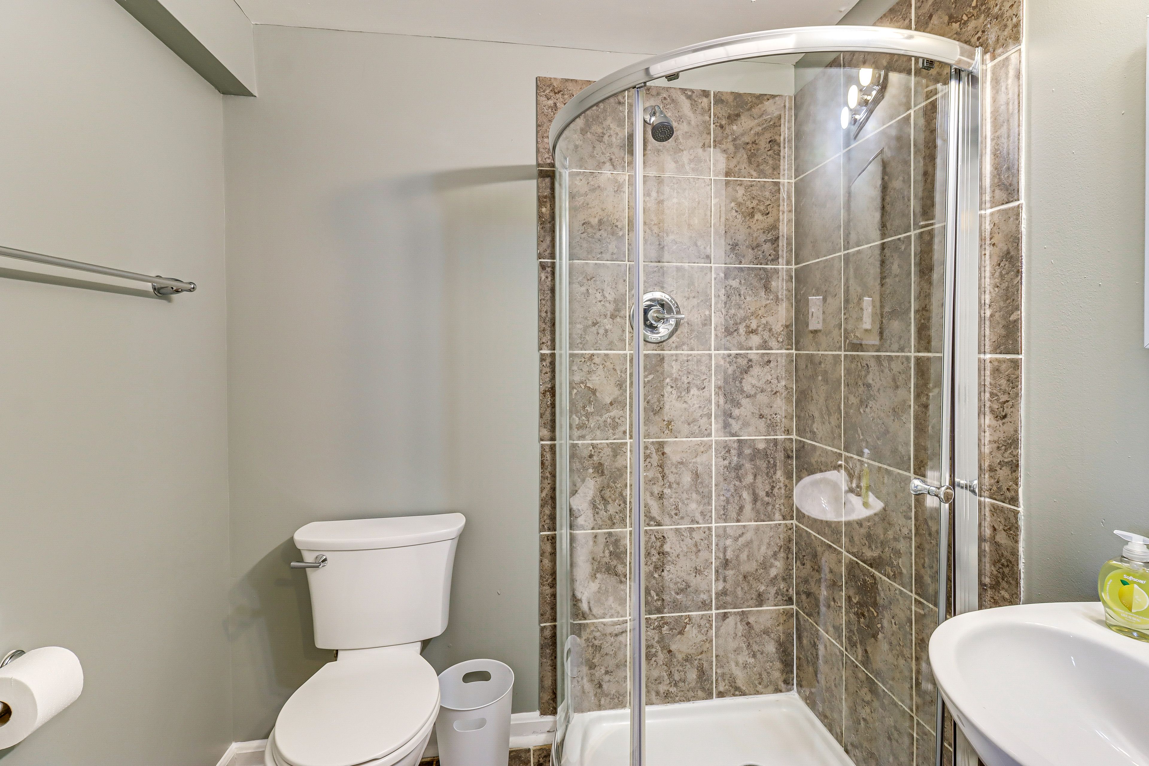 Full Bathroom | Lower Level