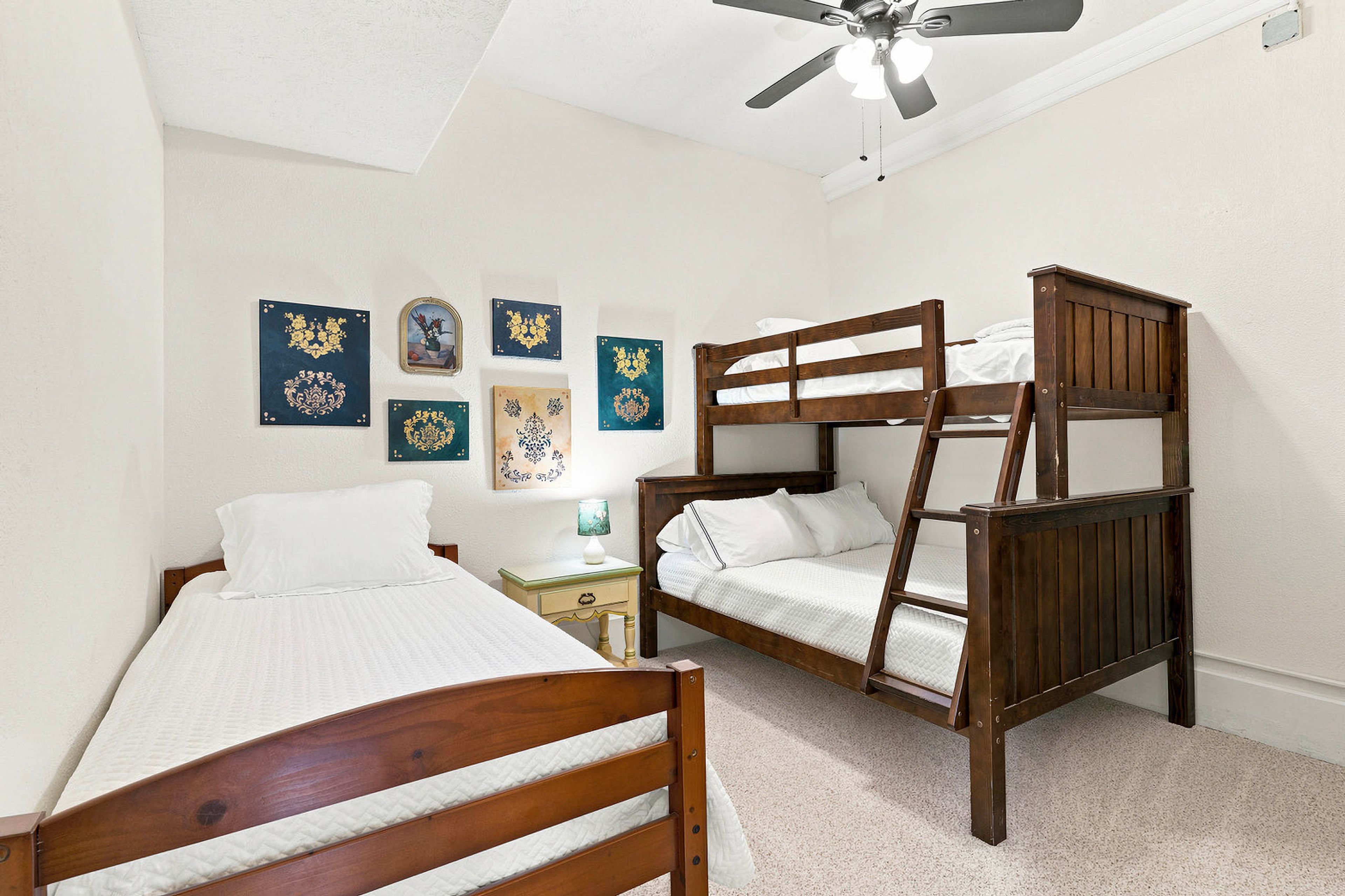 Bedroom 2 | Twin Bed | Twin/Full Bunk Bed