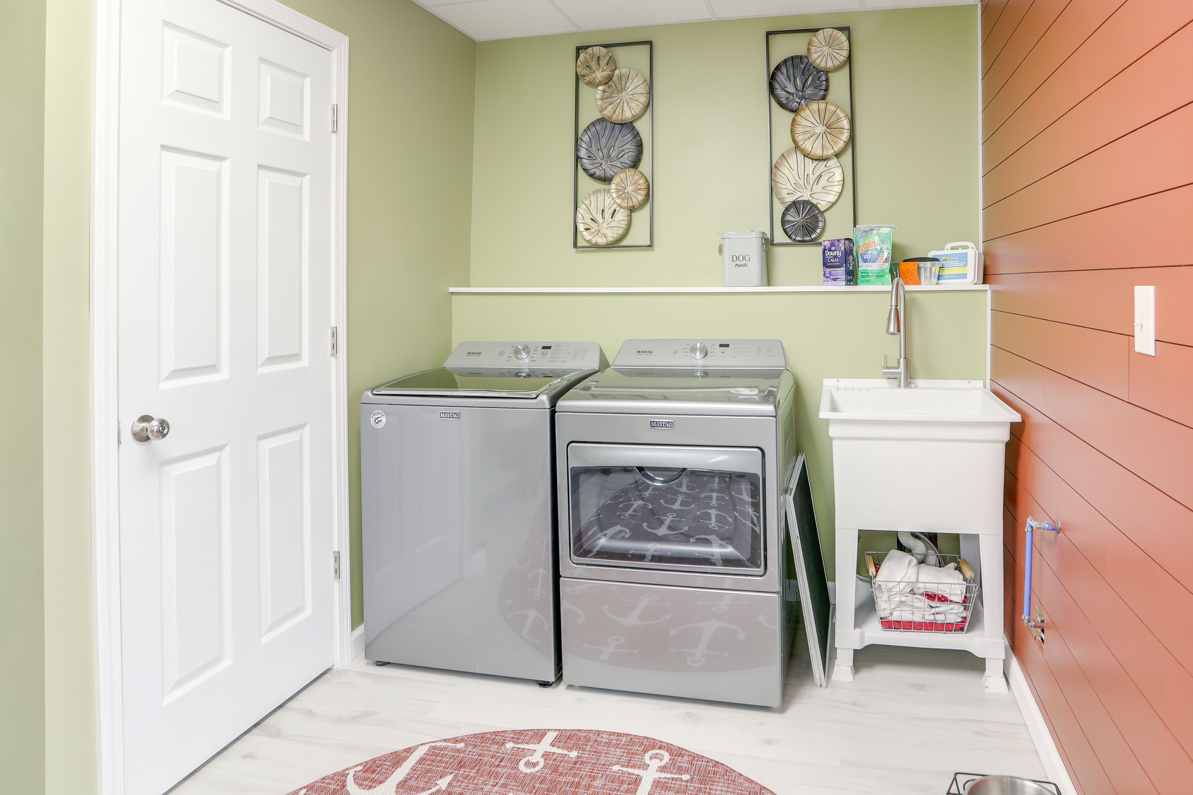 Laundry Room | 1st Floor | Washer & Dryer