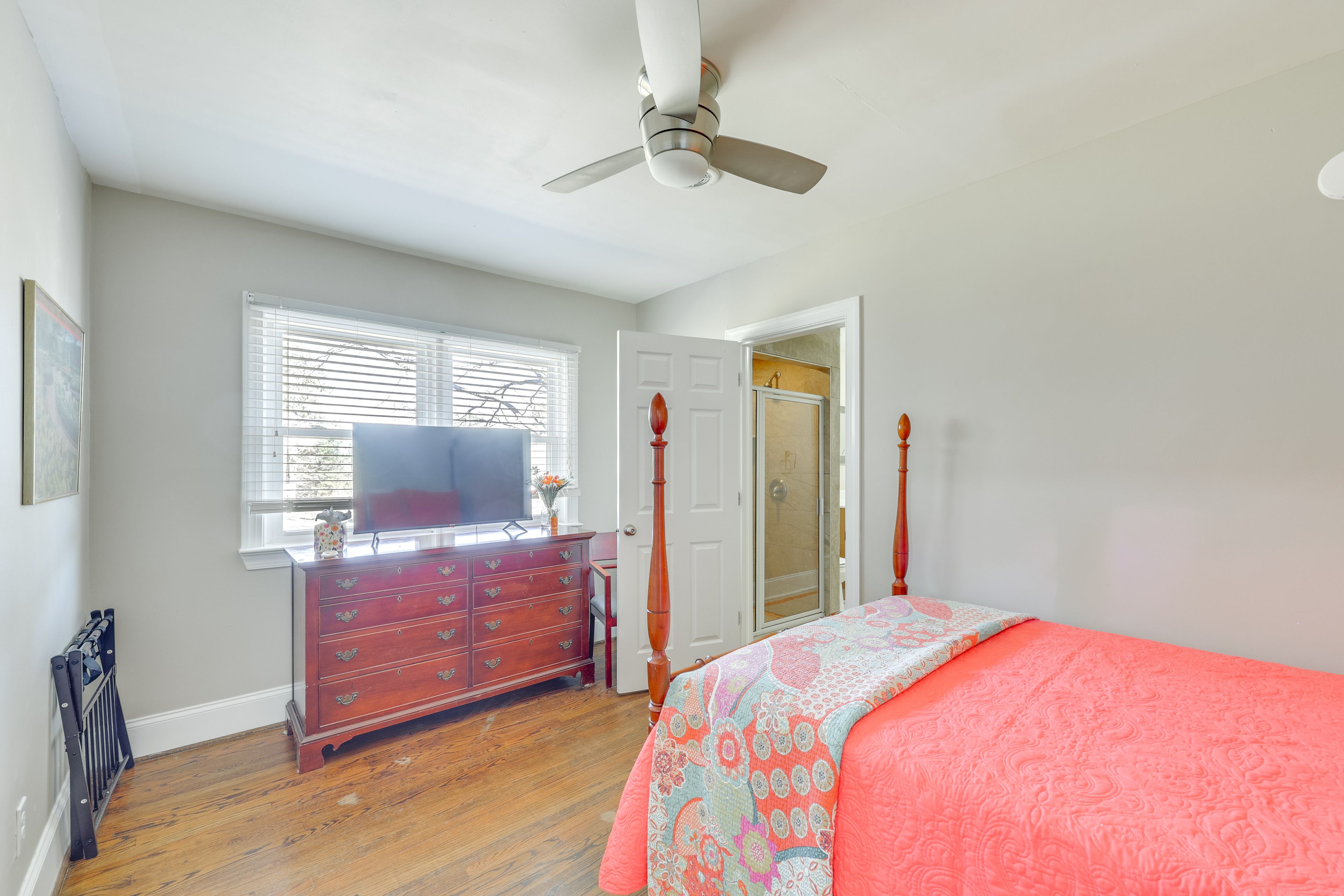 Bedroom 2 | Full Bed