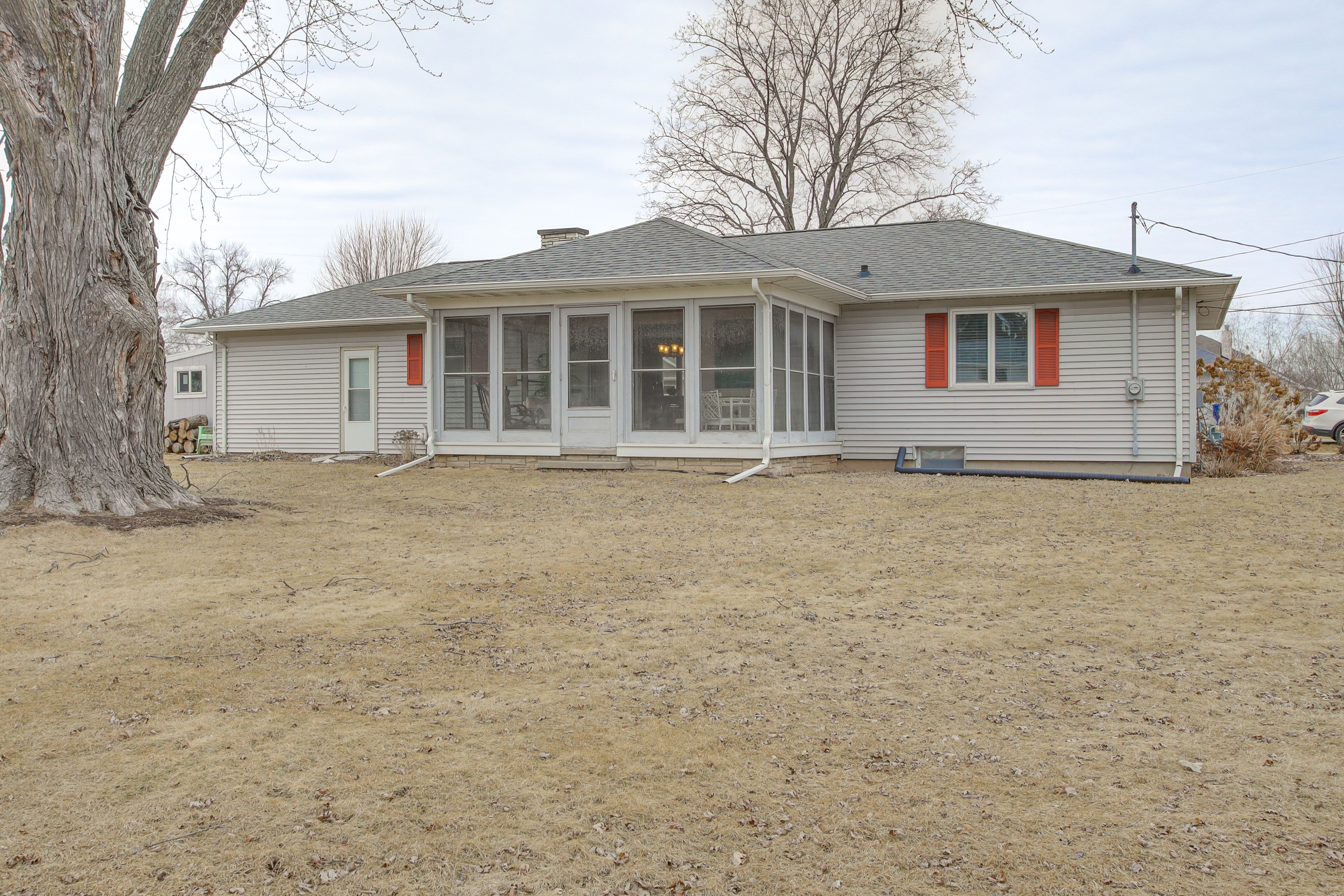 House Exterior | Private Yard