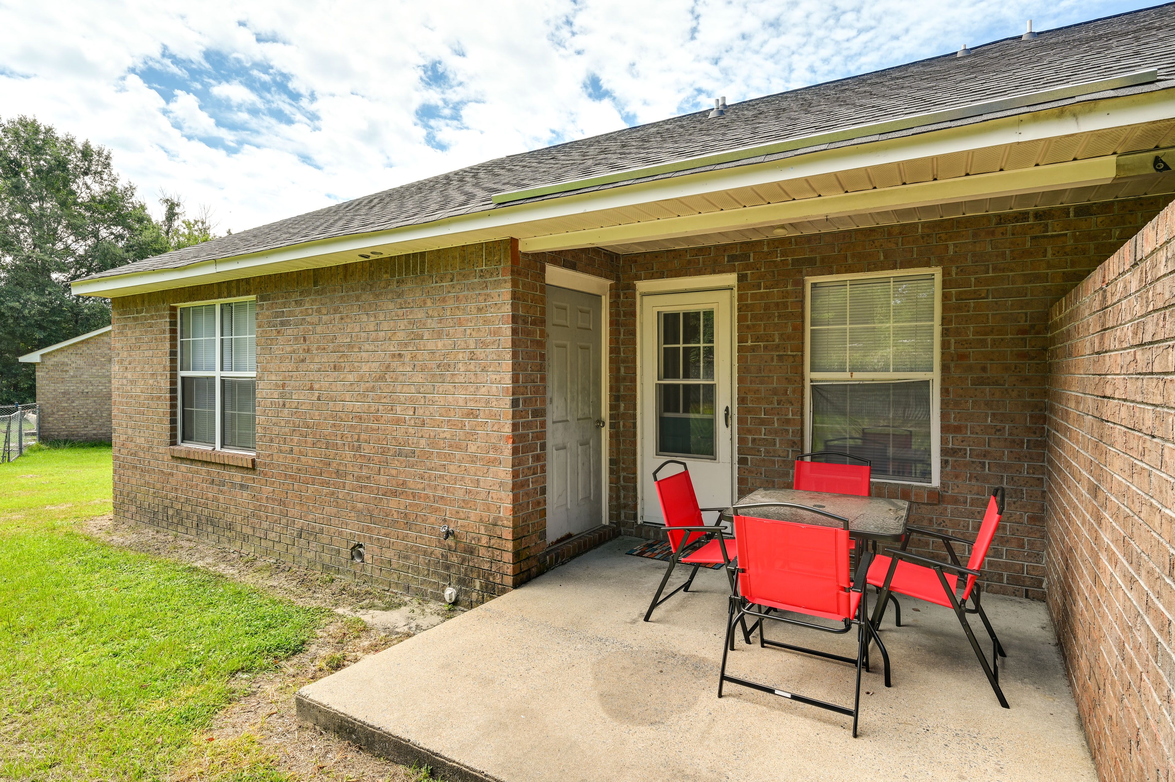Private Patio | Outdoor Dining Set