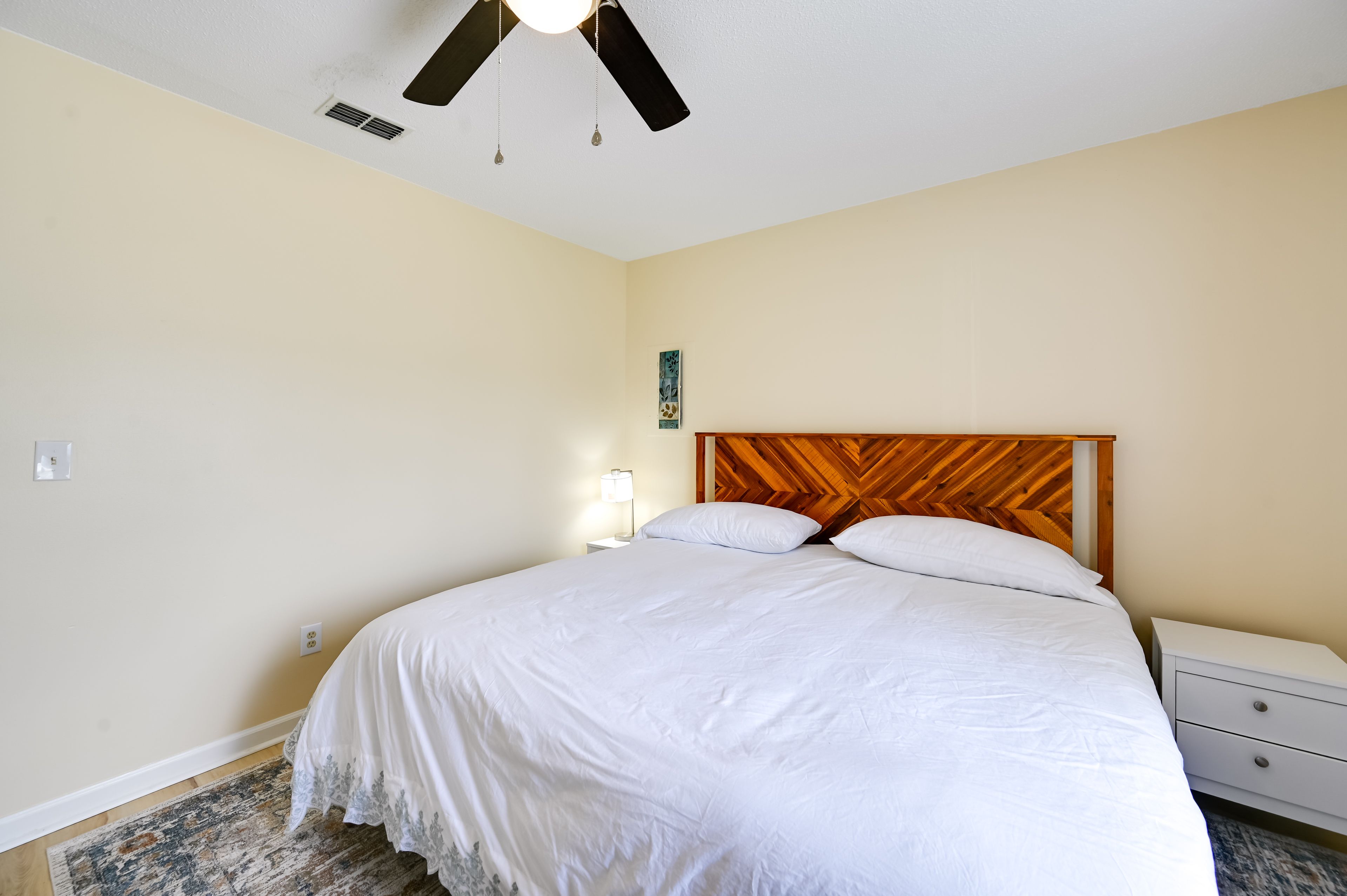 Bedroom 2 | King Bed