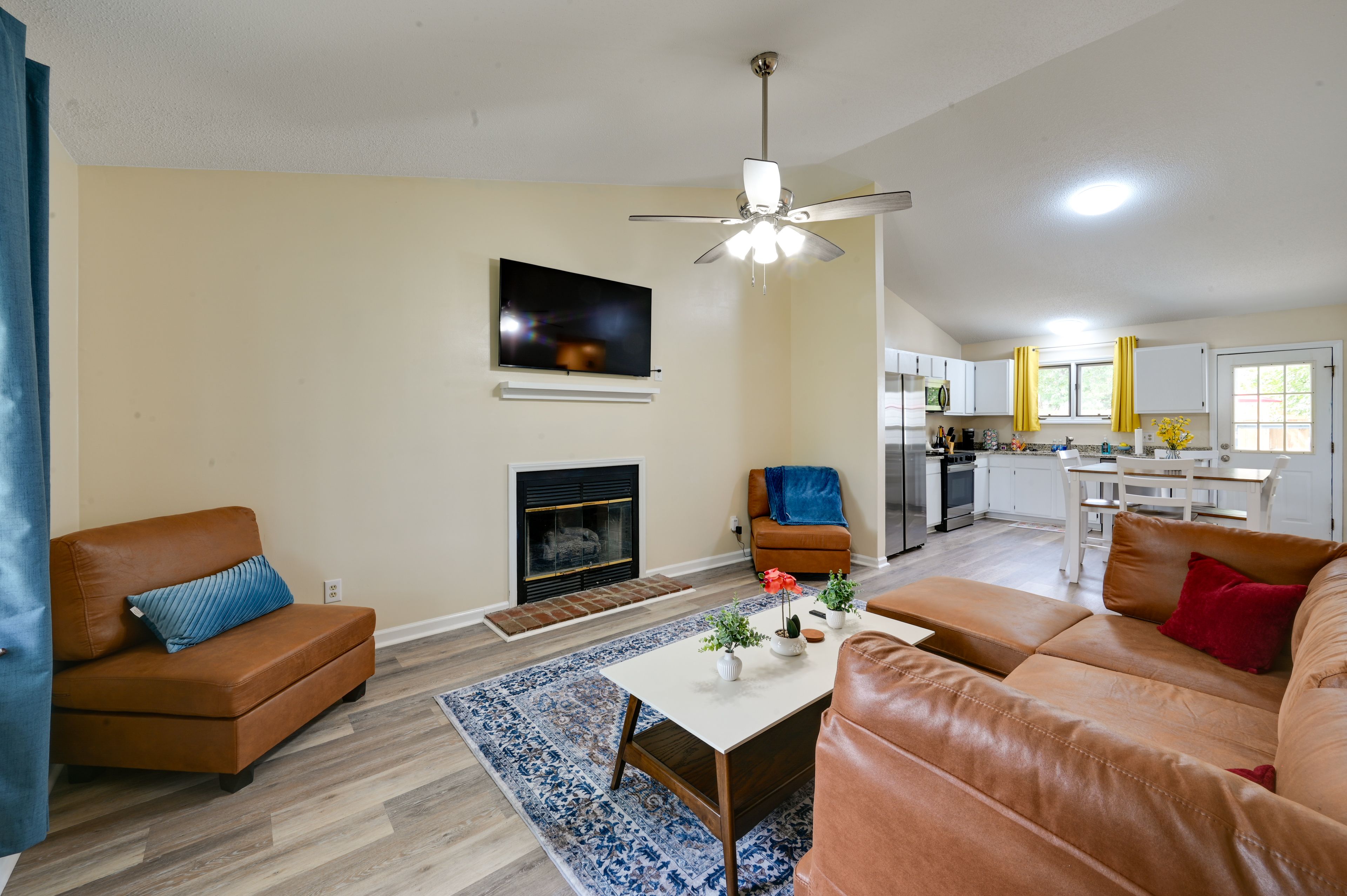 Greenville Vacation Rental | 2BR | 2BA | 948 Sq Ft | Step-Free Entry