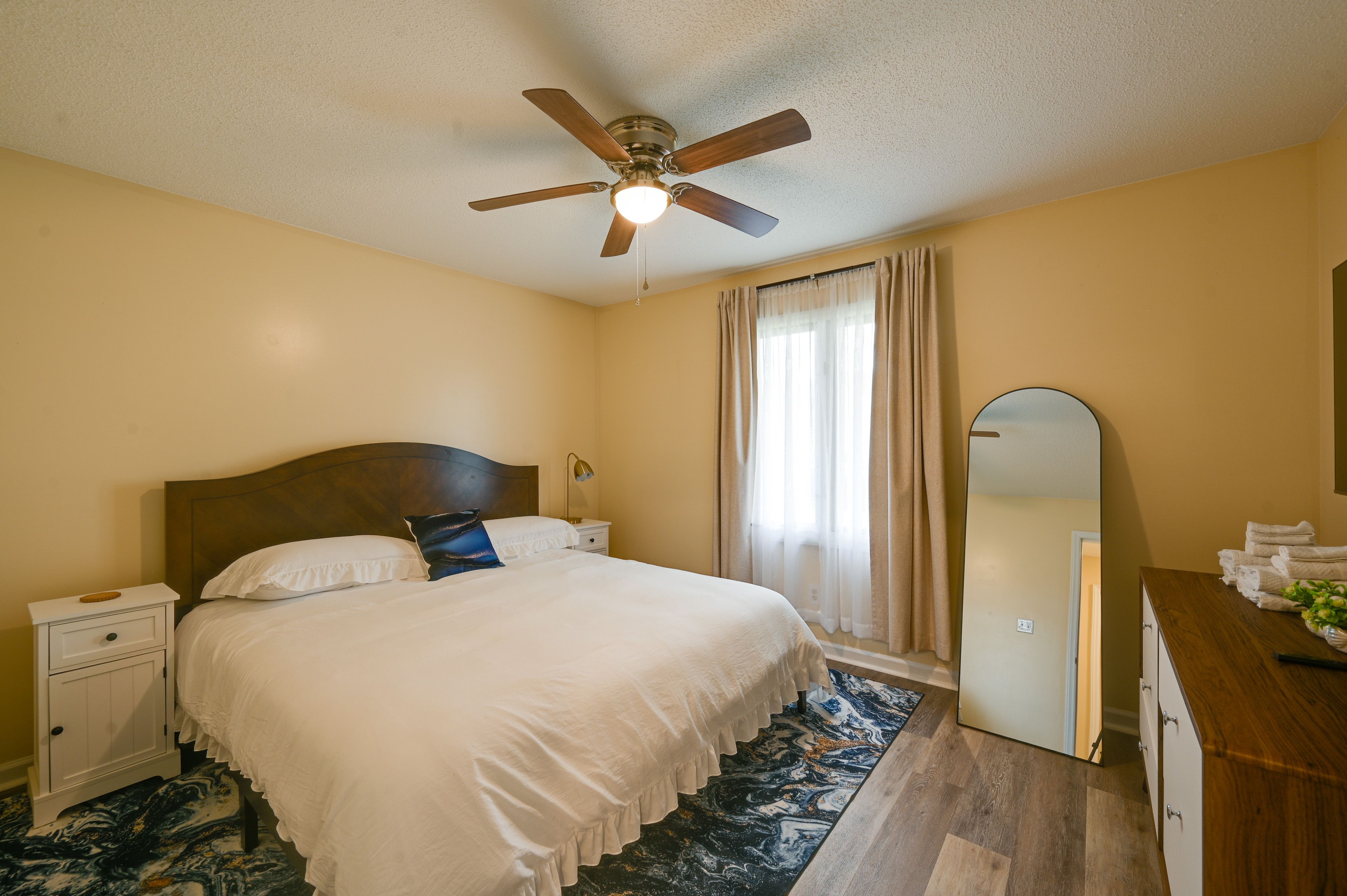 Bedroom 1 | King Bed | Linens Provided