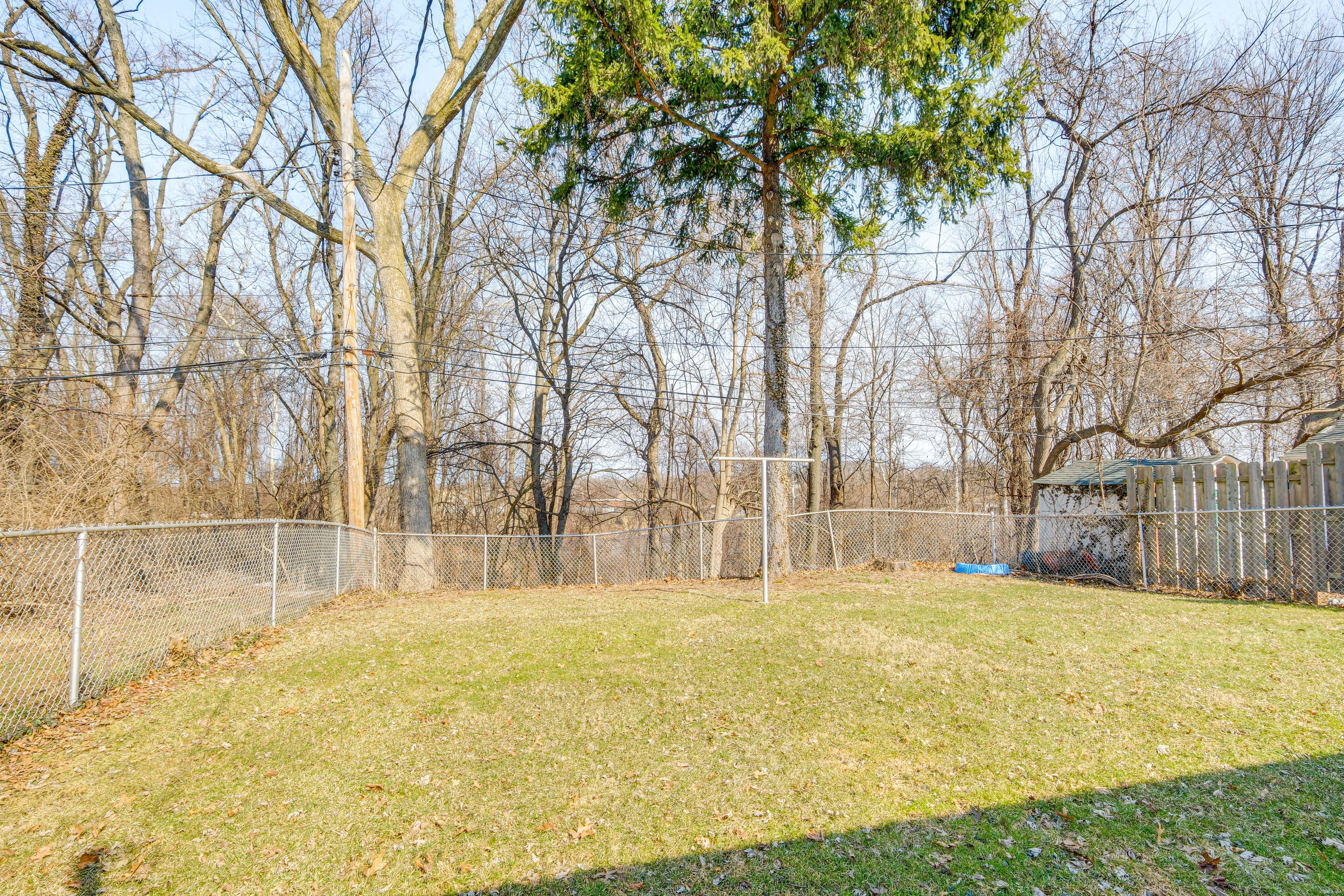 Fenced Backyard | Grill | Seating