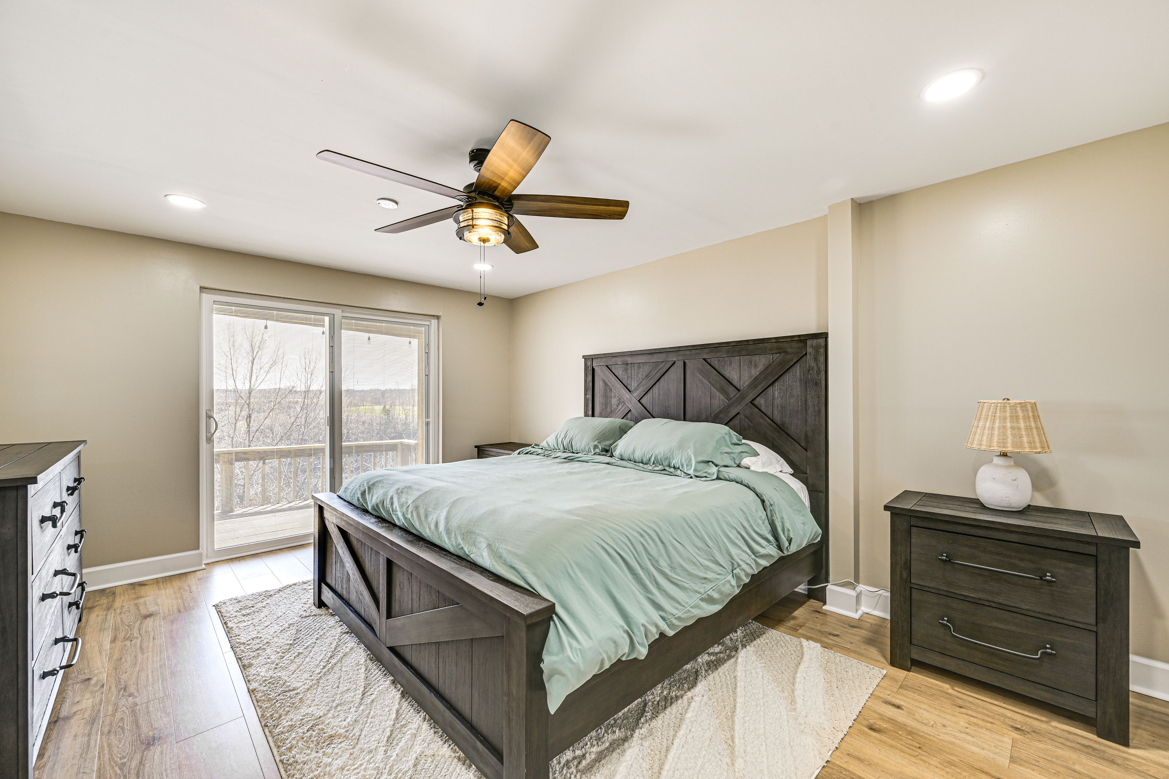 Bedroom 2 | King Bed | Lower Level
