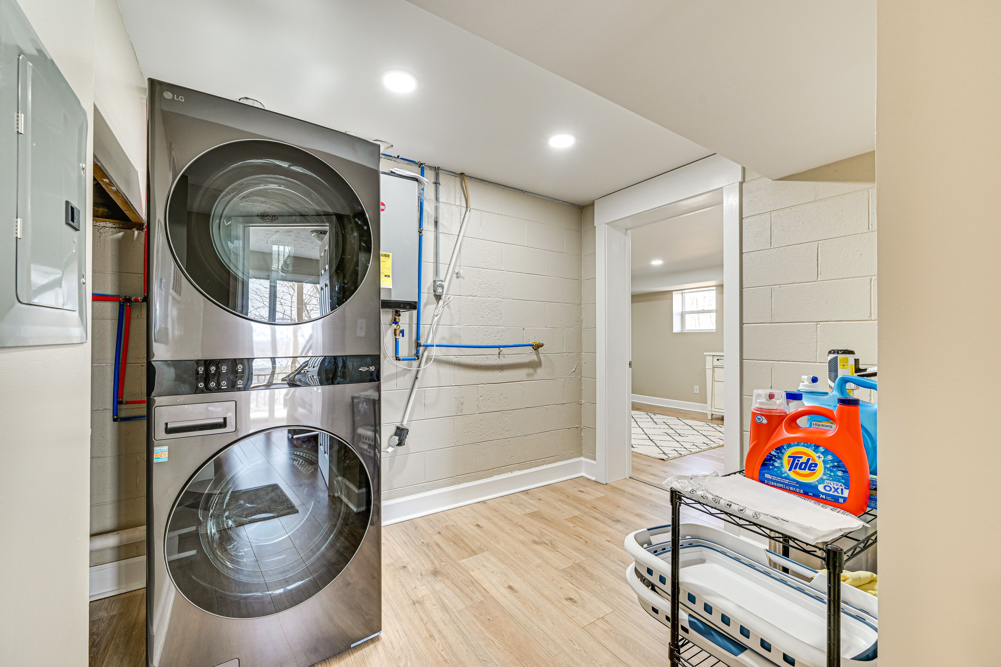 Laundry Room | Lower Level