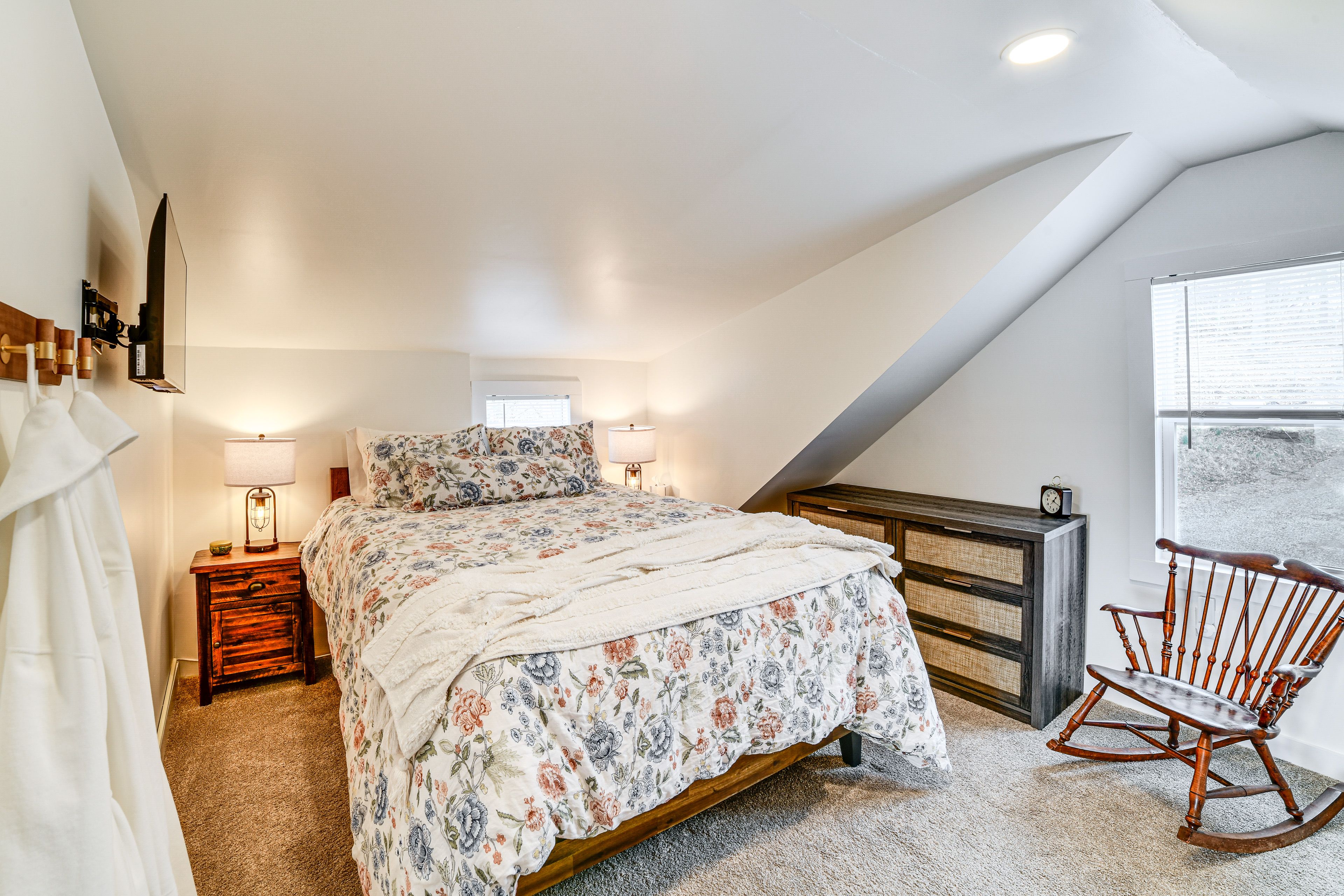 Bedroom 2 | 2 Queen Beds (Separated By Door) | 2nd Floor | Hangers