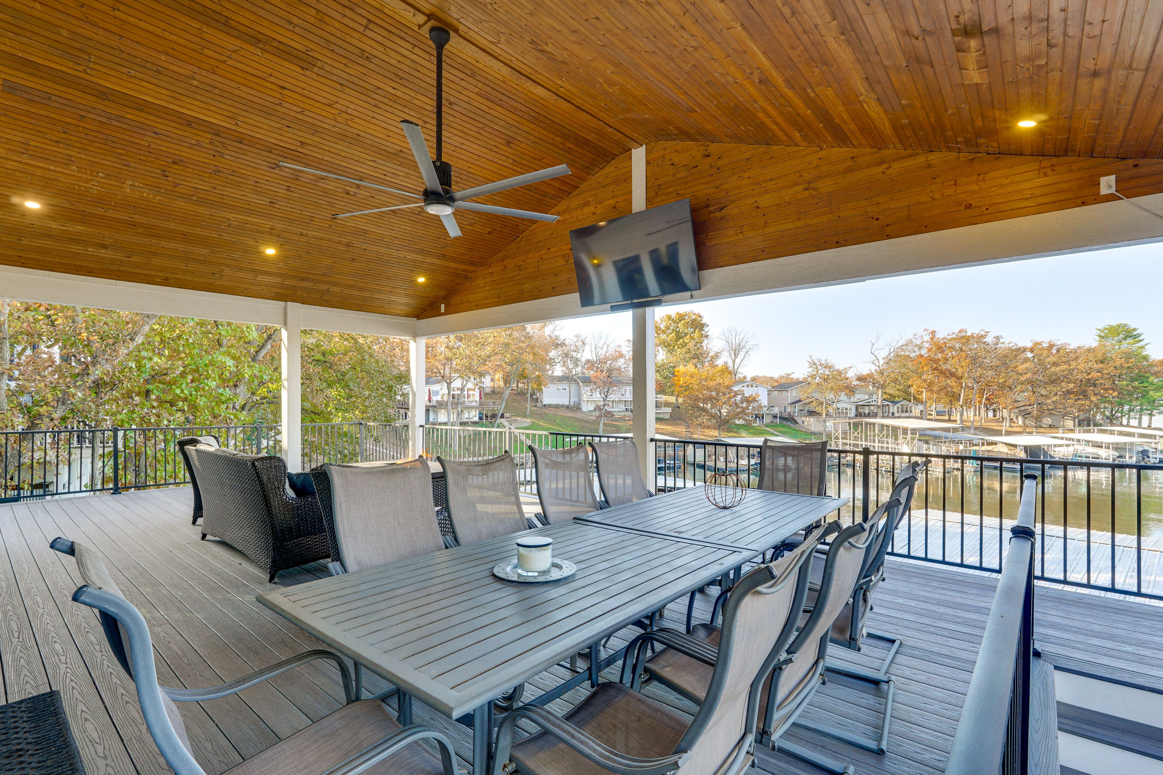 Top Deck | Outdoor TV | Fire Table