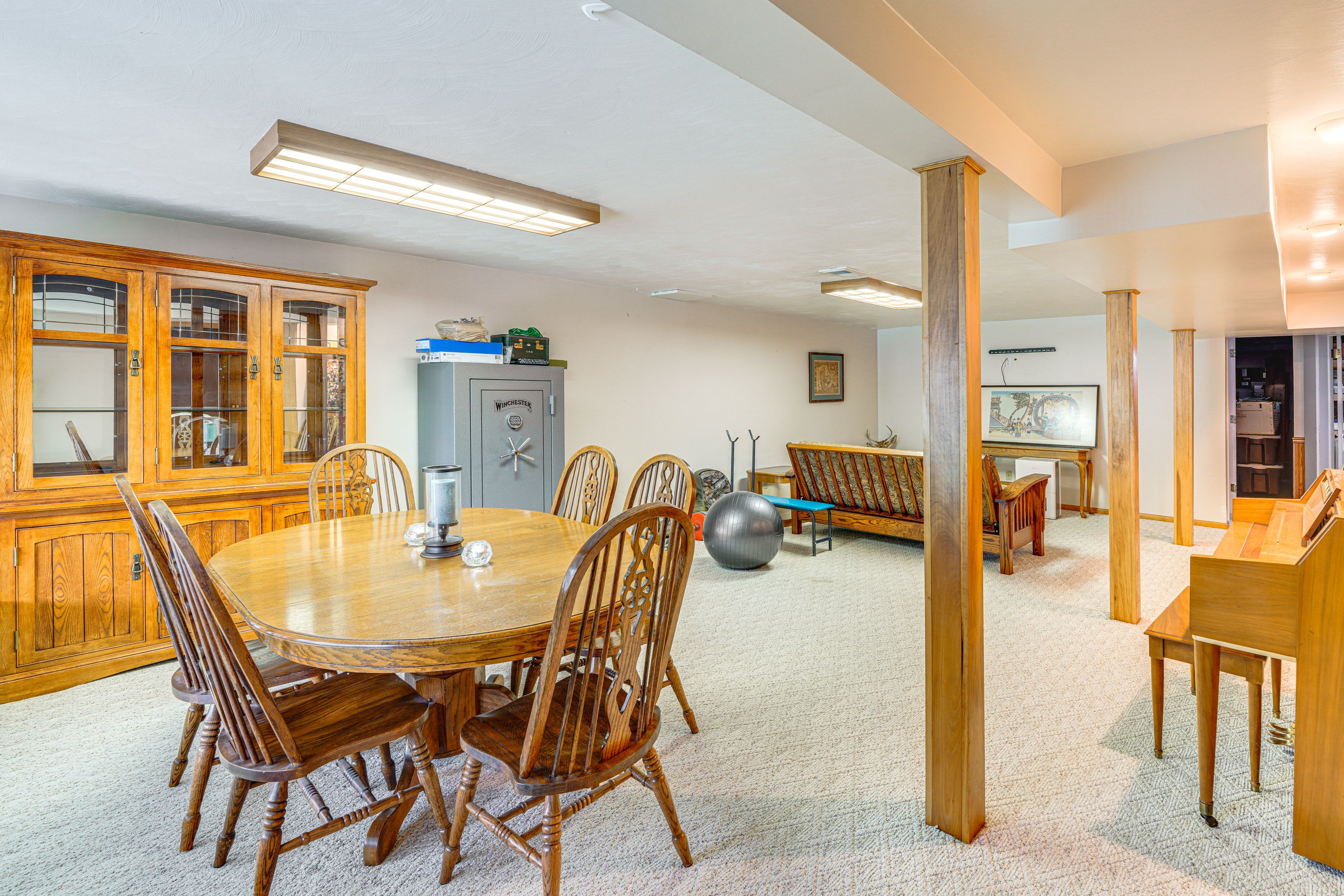 Sitting Room | Basement